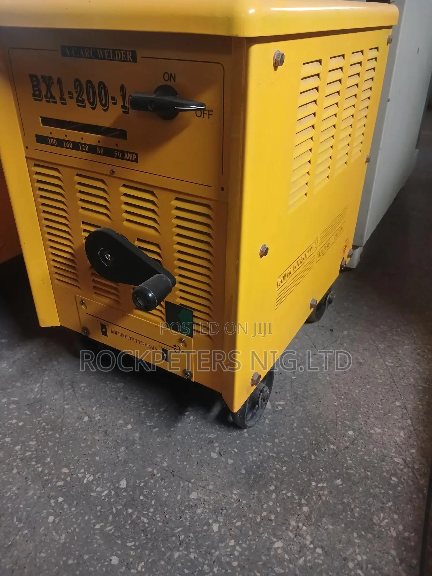Bx1-200-1 AC Arc Welder