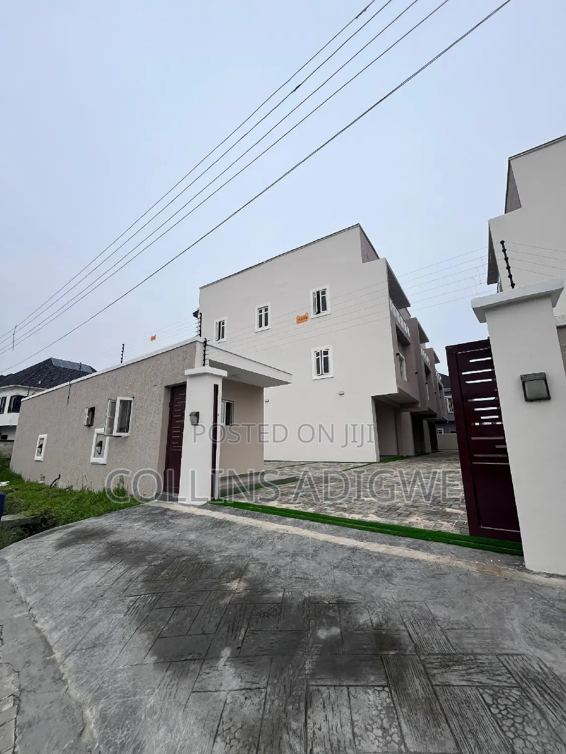 4bdrm Duplex in Oral Estate, Chevron for sale