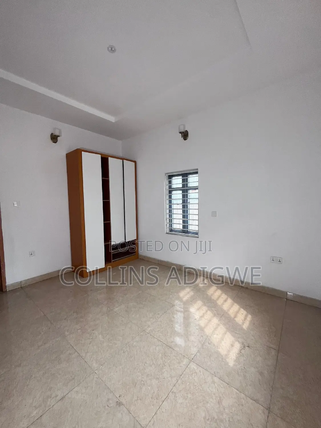 4bdrm Duplex in Oral Estate, Chevron for sale