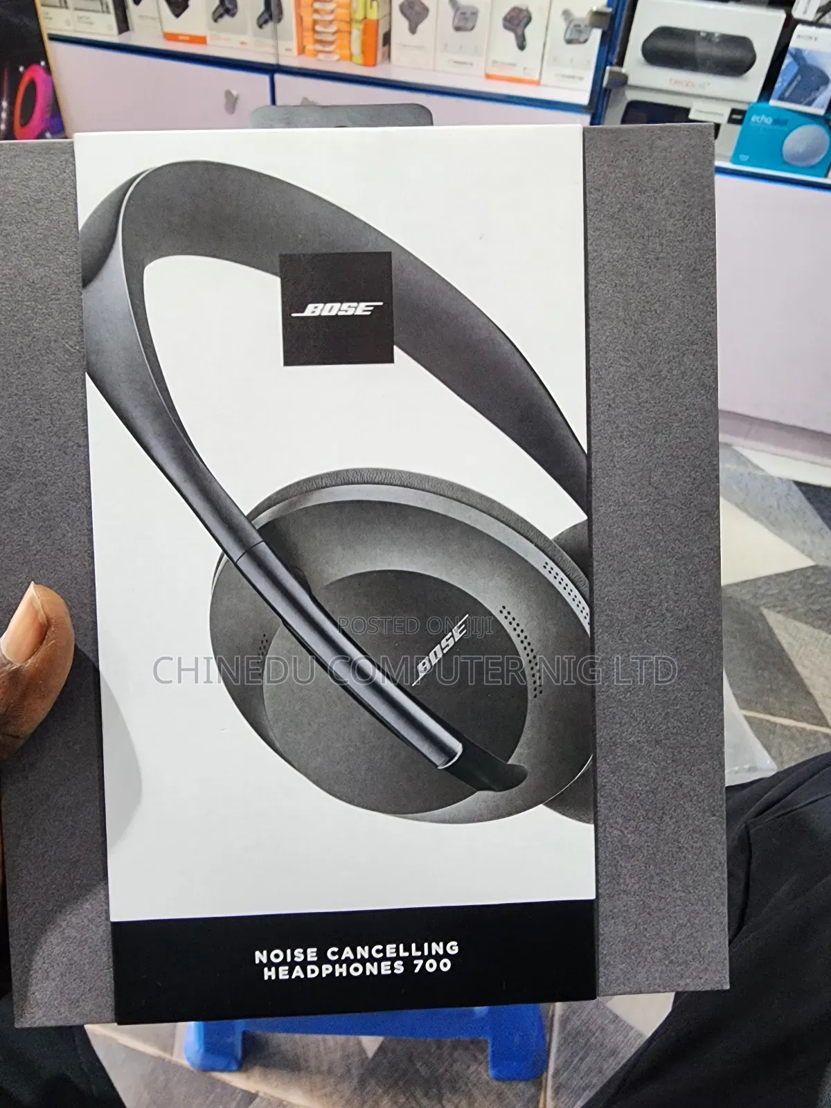 Bose Noise Cancellation Headphones 700