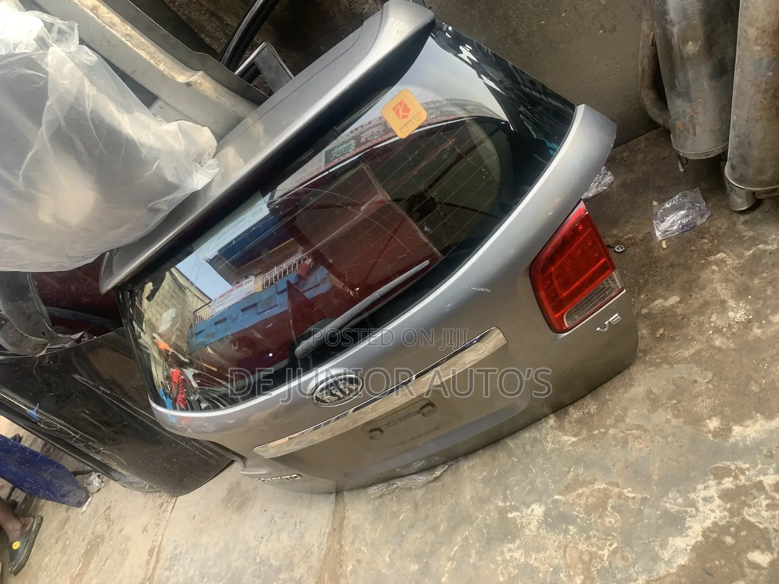 Complete Boot for Kia Sorento 2012