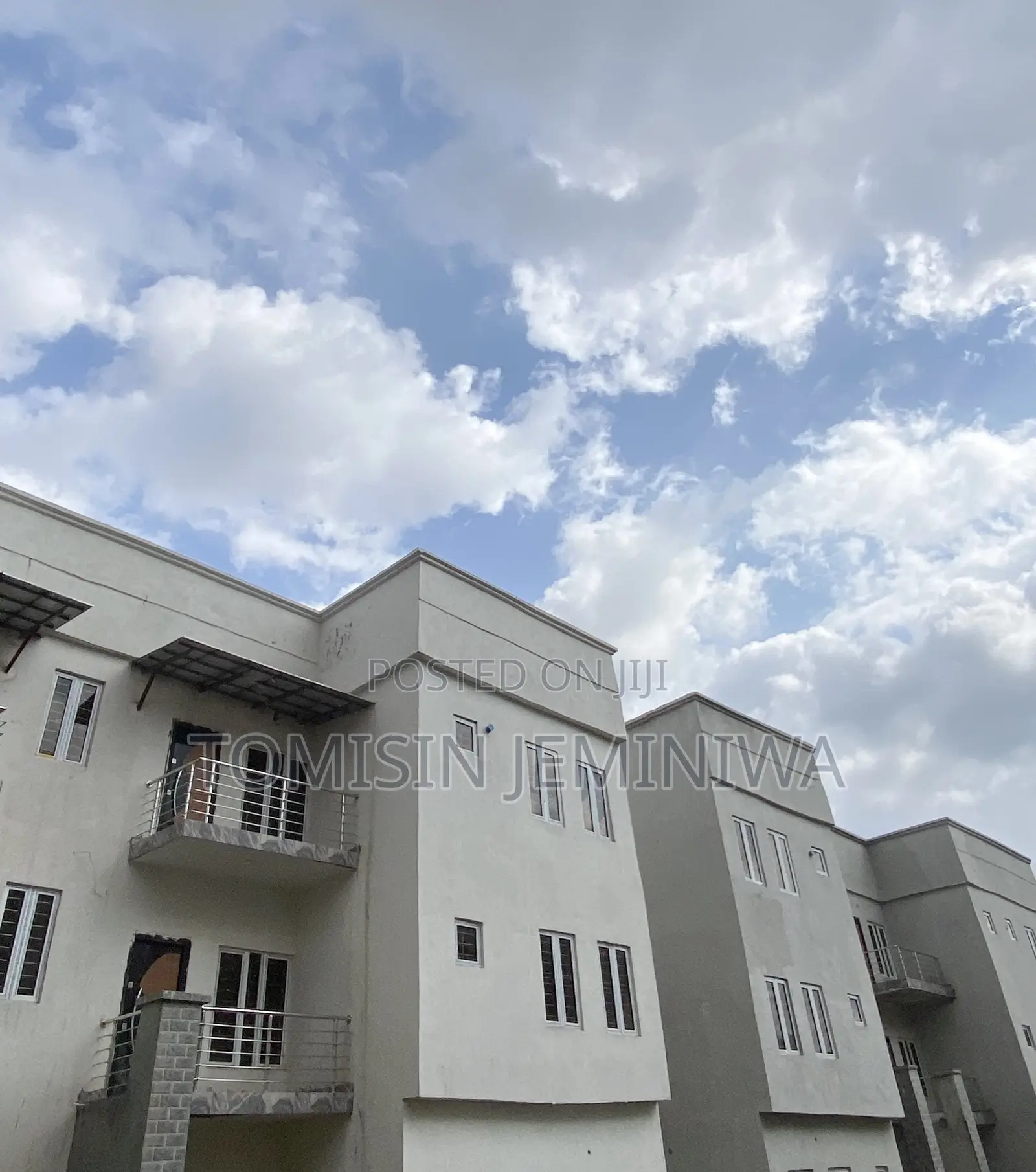 Furnished 3bdrm Block of Flats in Pacific Estate, Kubwa for sale