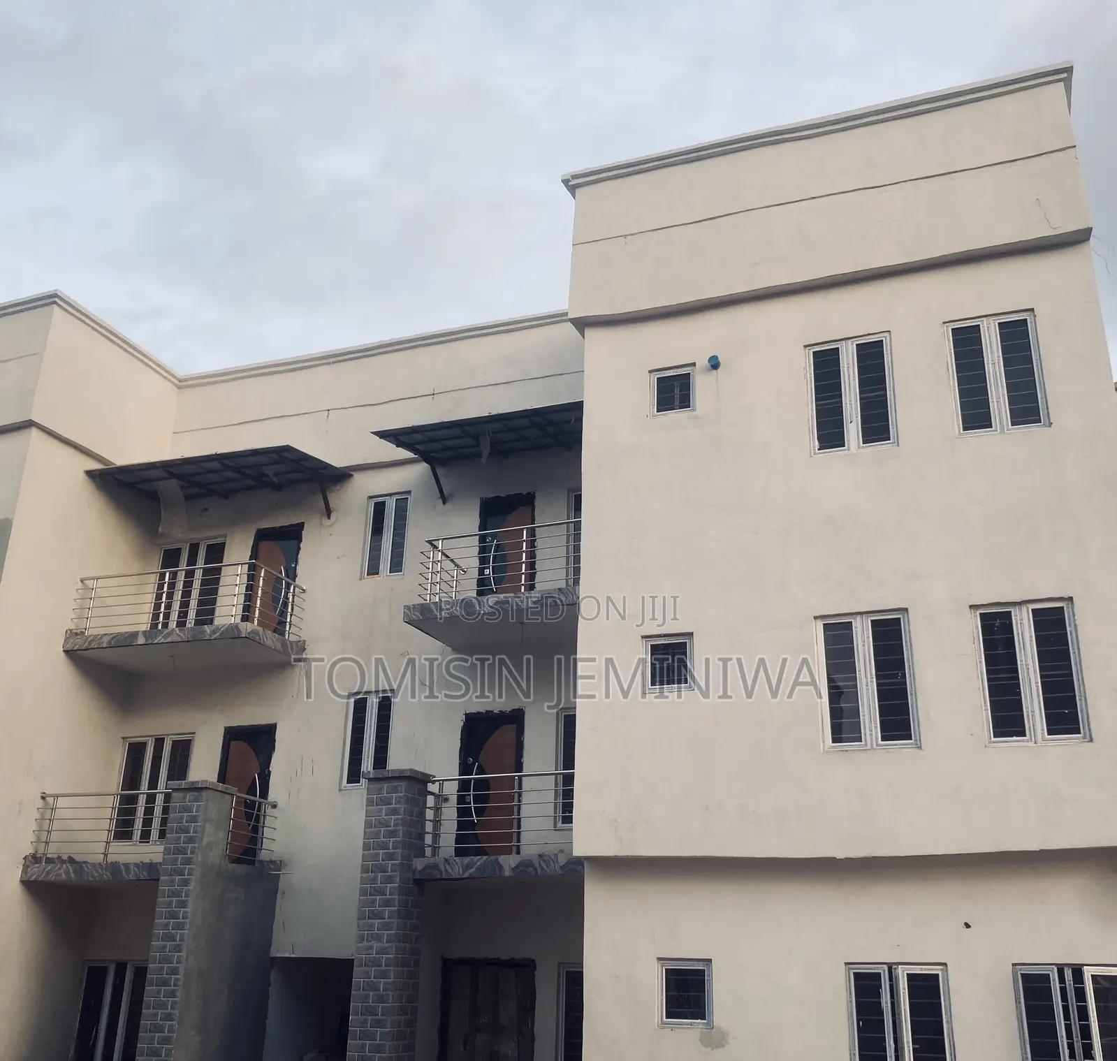Furnished 3bdrm Block of Flats in Pacific Estate, Kubwa for sale