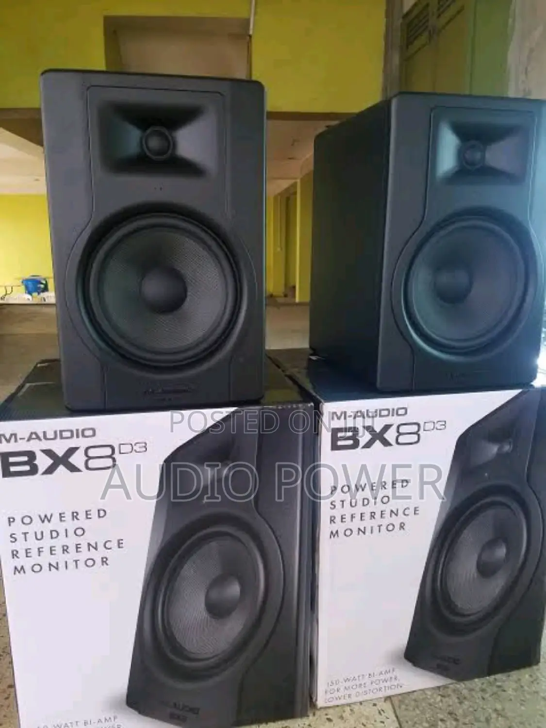 M Audio BX8 D3 Studio Monitor Speakers