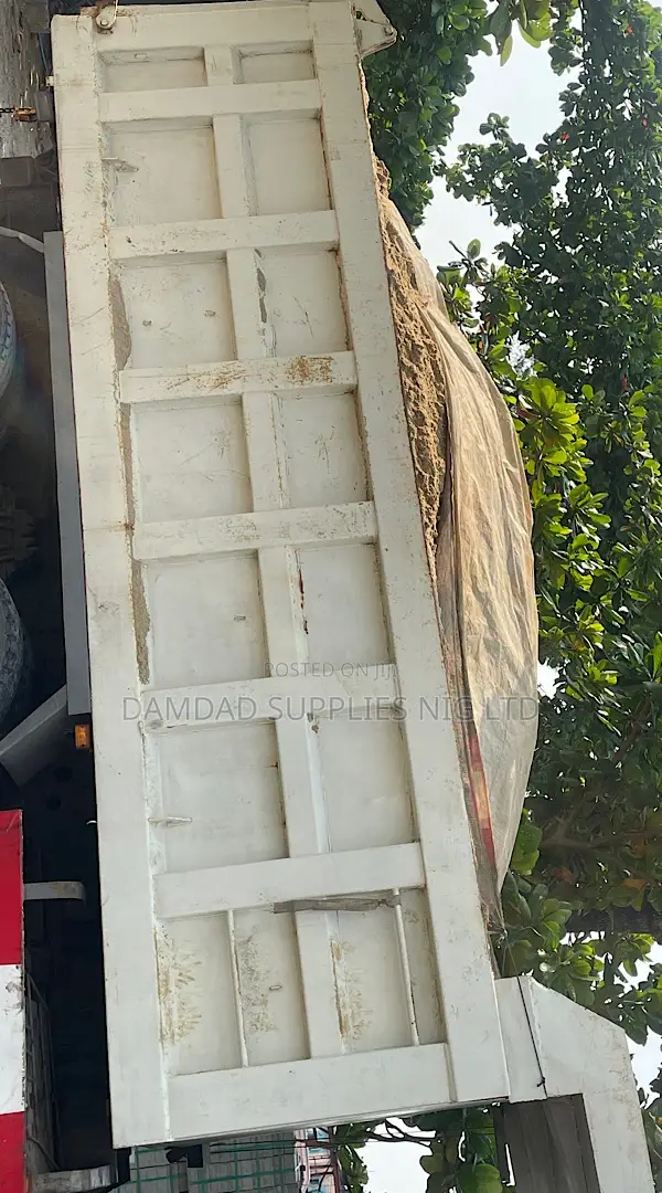 30tons/ China Truck Load of Sharp Sand