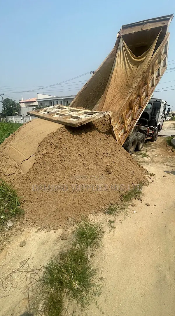 30 Tons / China Truck Load of Sharp Sand