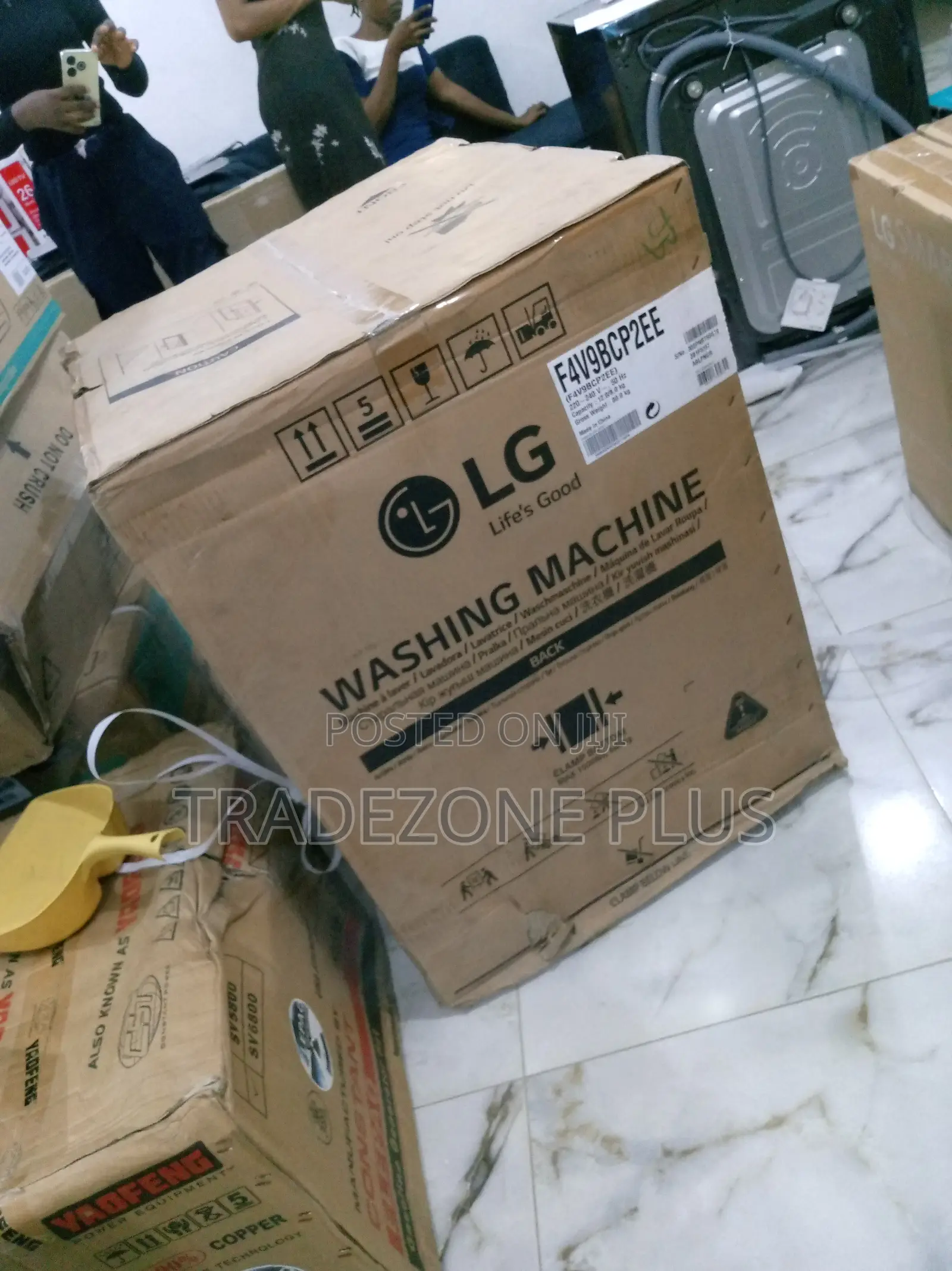LG Front Load Wash and Dry [F4v9bc2ee]