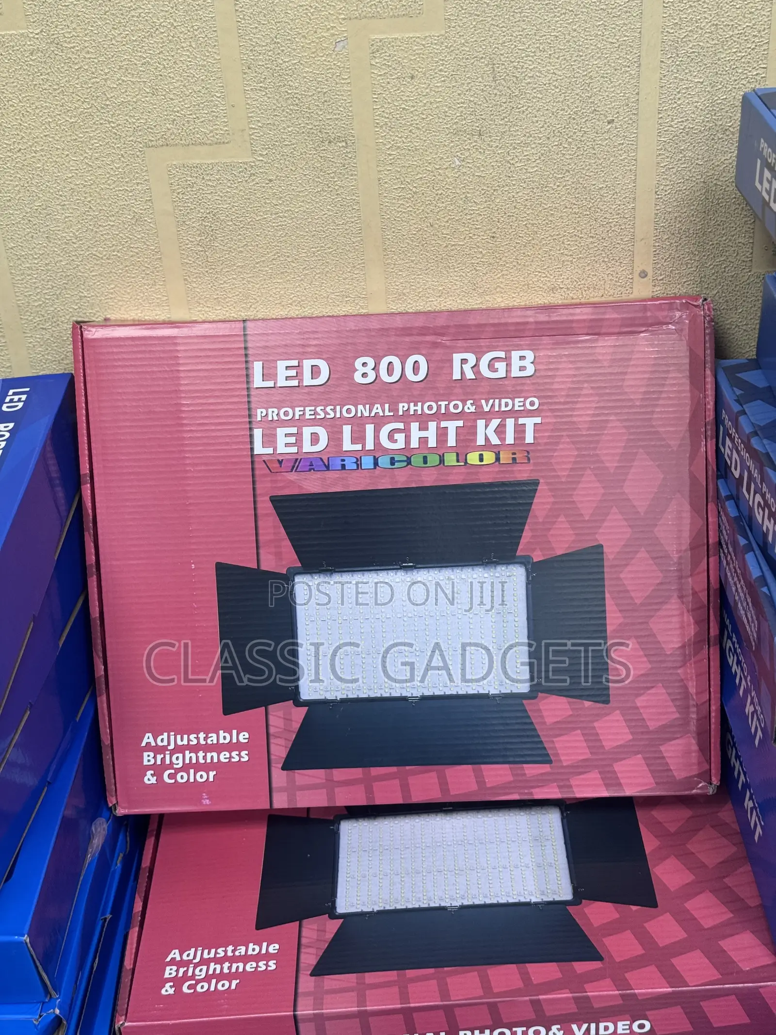 Professional Photo/Video Led 800 RGB Varicolor Light Kit