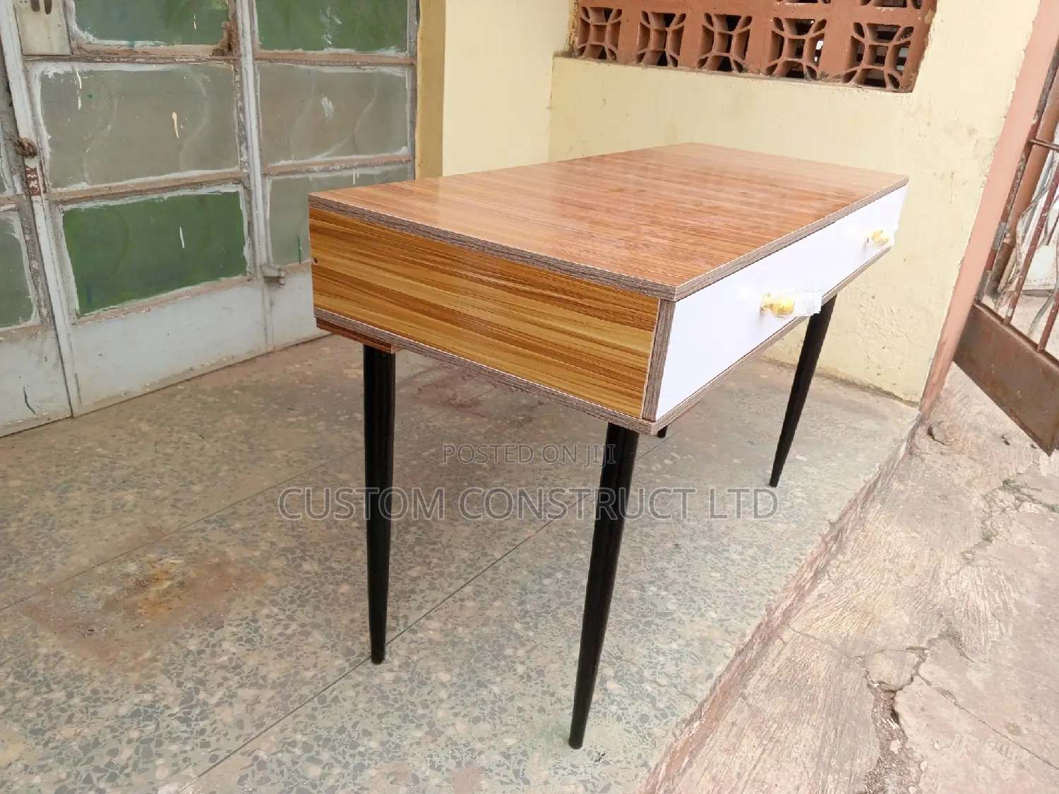 Wooden Pin Leg Home Office Table