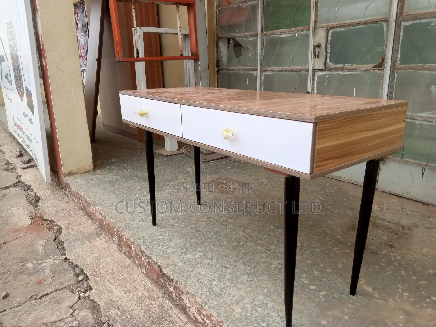 Wooden Pin Leg Home Office Table