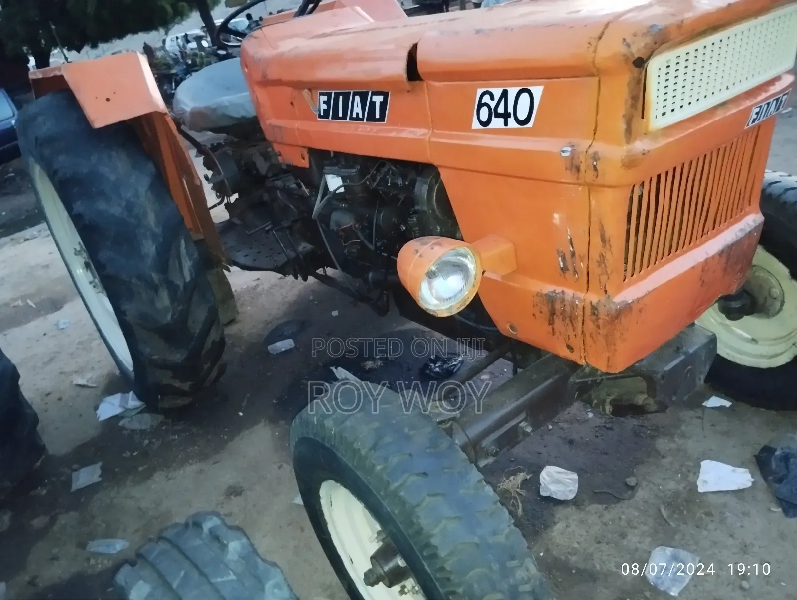 Fiat 640 Tractor With Auxiliary 4×