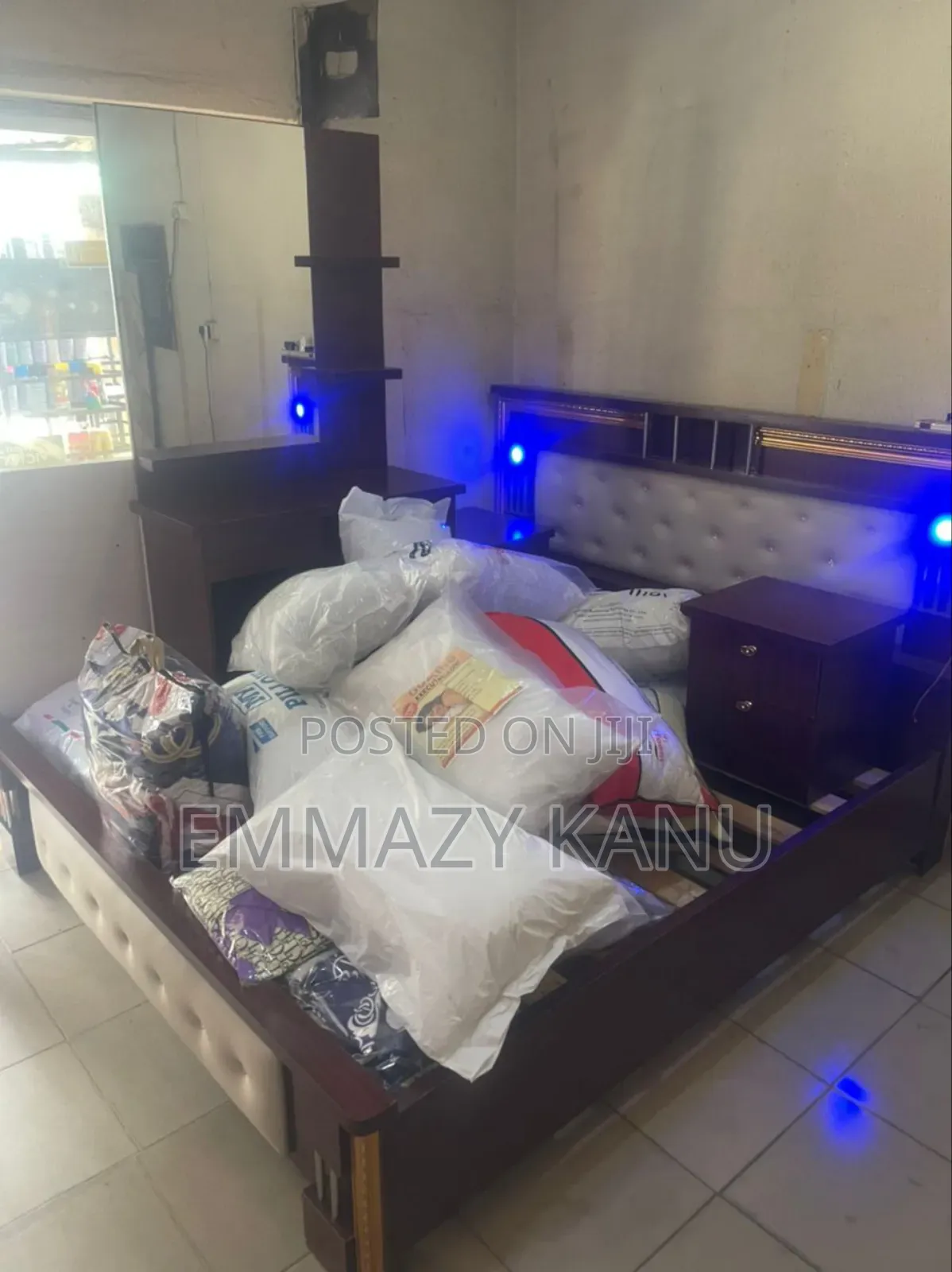 6x6 Complete Set of Wooden Bedframe