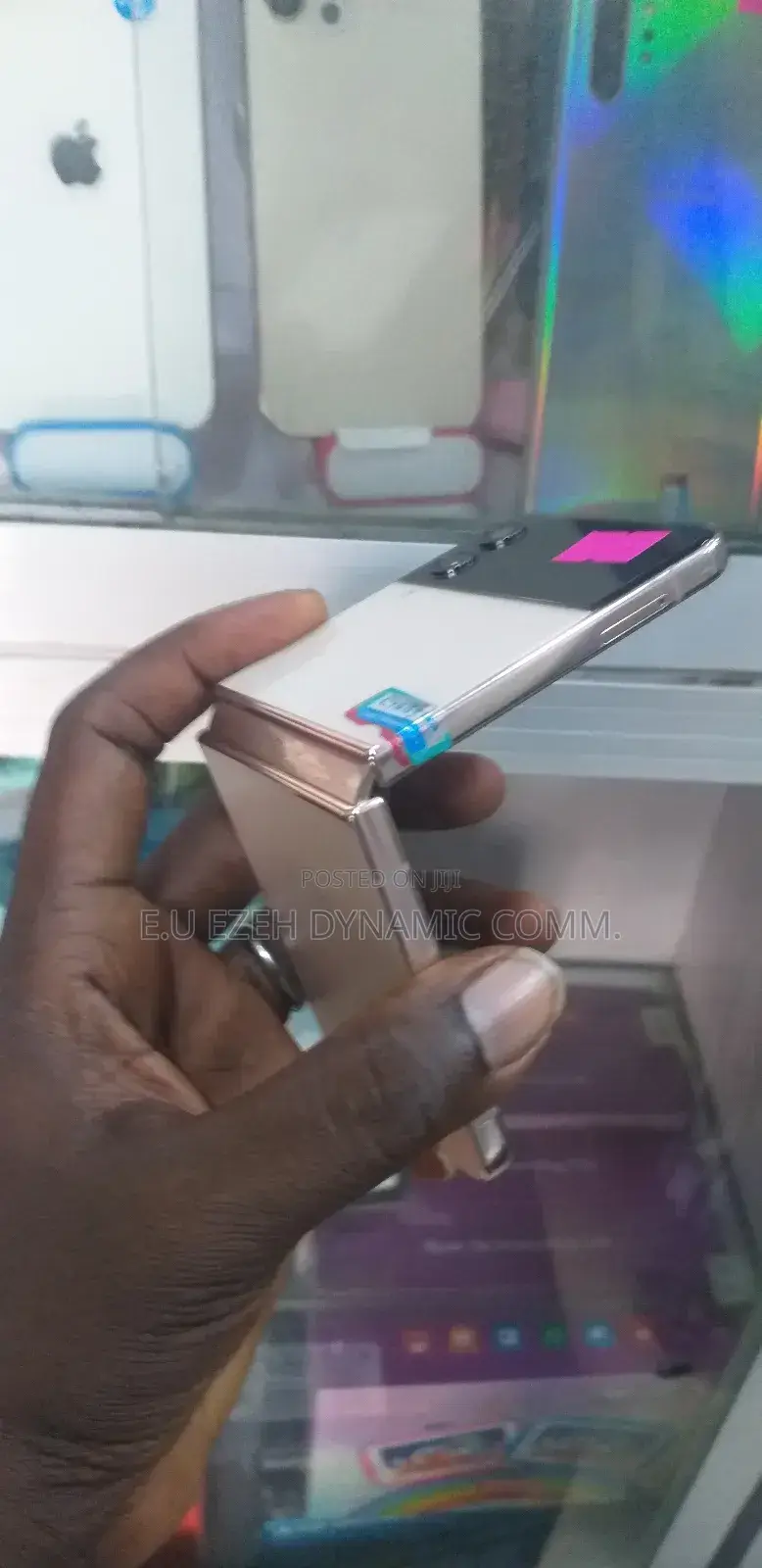Samsung Galaxy Z Flip4 128 GB Gold