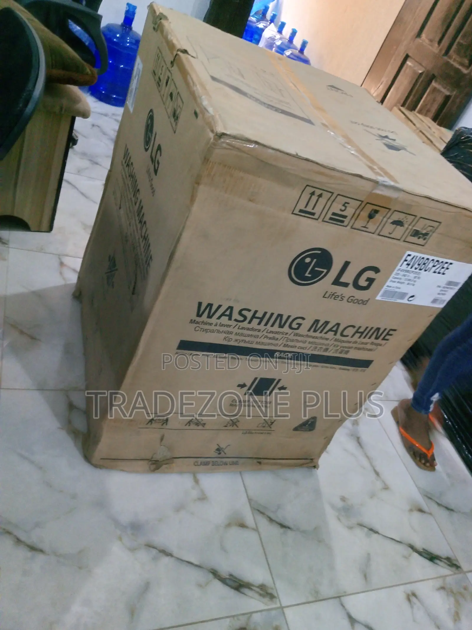 Quality LG F4v9bcp2ee 12/8kg Front Load Washing Machine