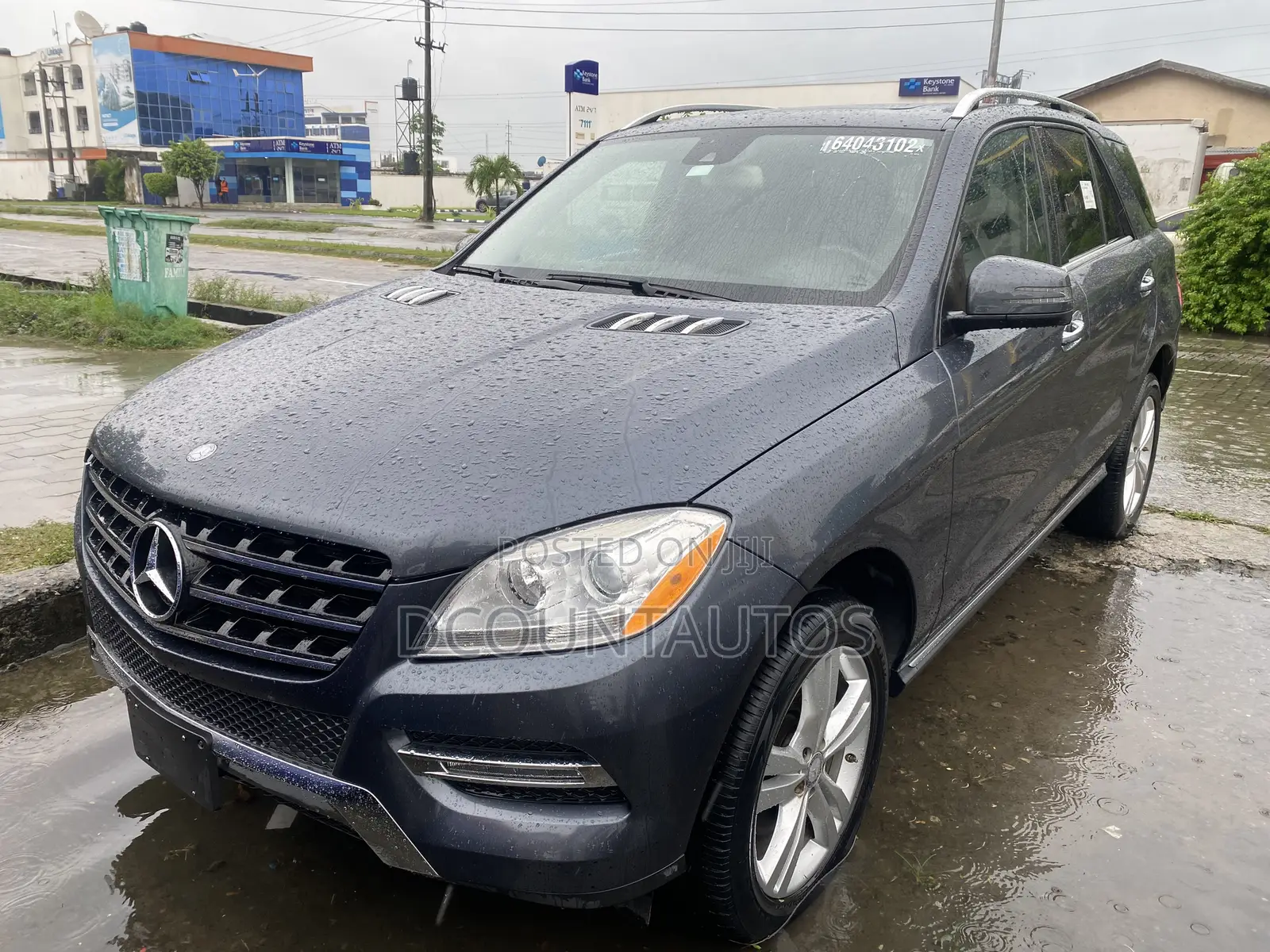 Mercedes-Benz M Class ML350 4MATIC 4dr SUV AWD (3.5L 6cyl 7A) 2015 Gray