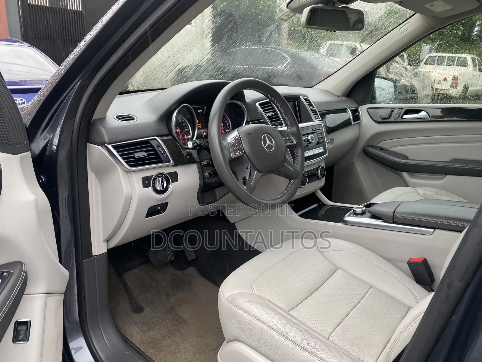 Mercedes-Benz M Class ML350 4MATIC 4dr SUV AWD (3.5L 6cyl 7A) 2015 Gray