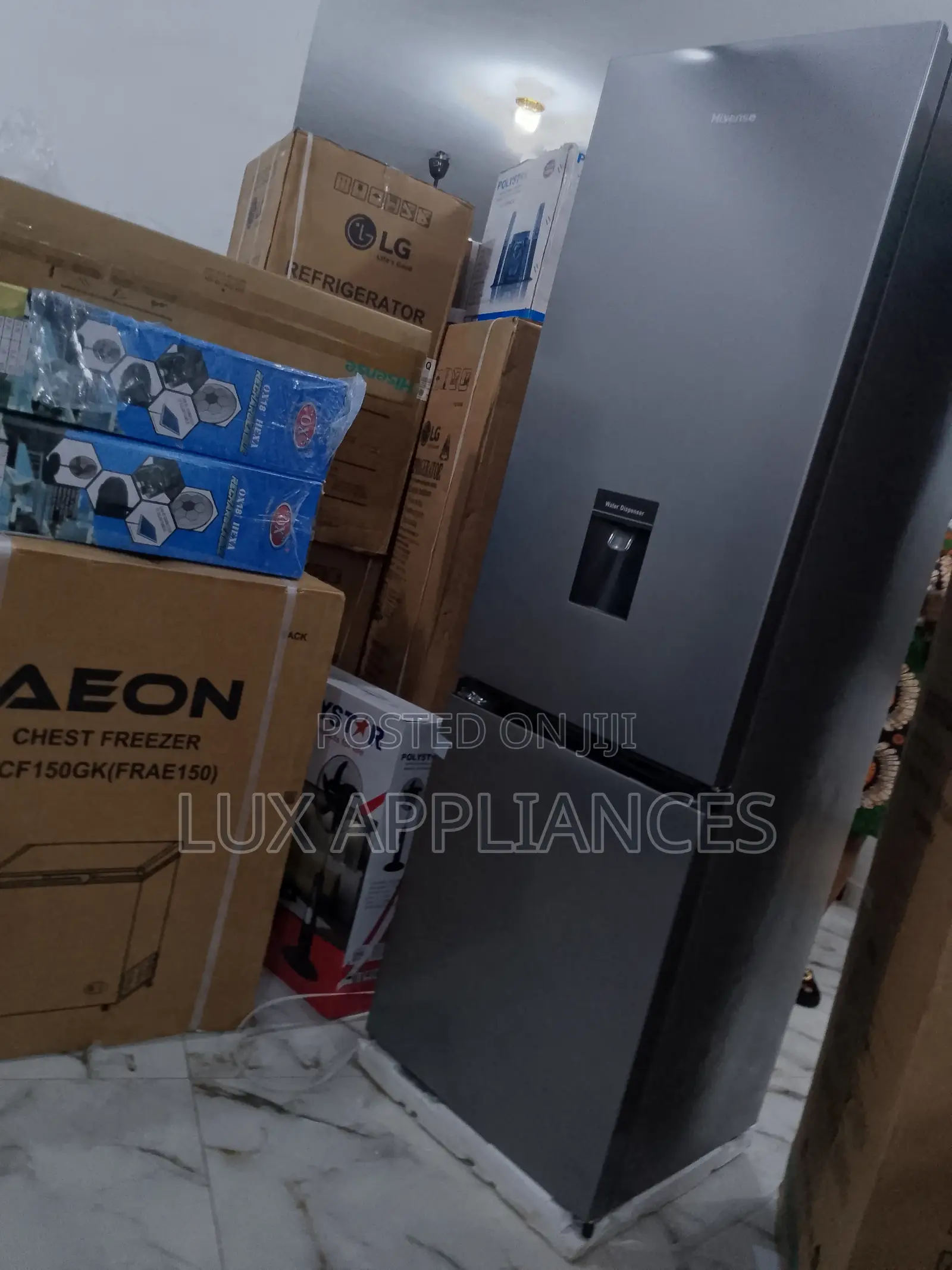 Stylish Hisense 264l Refrigrator