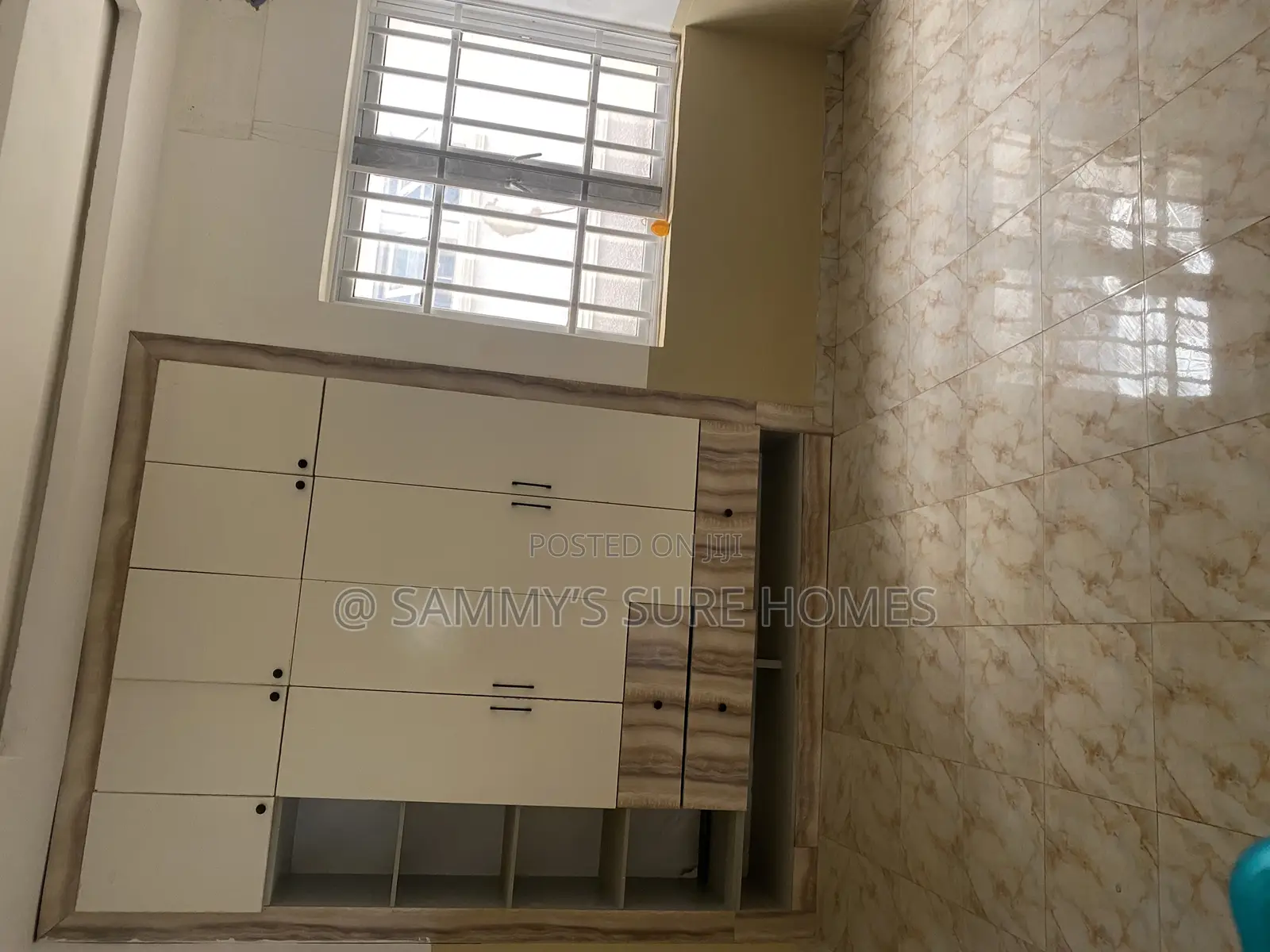 3bdrm Bungalow in Queens Estate, Gwarinpa for rent