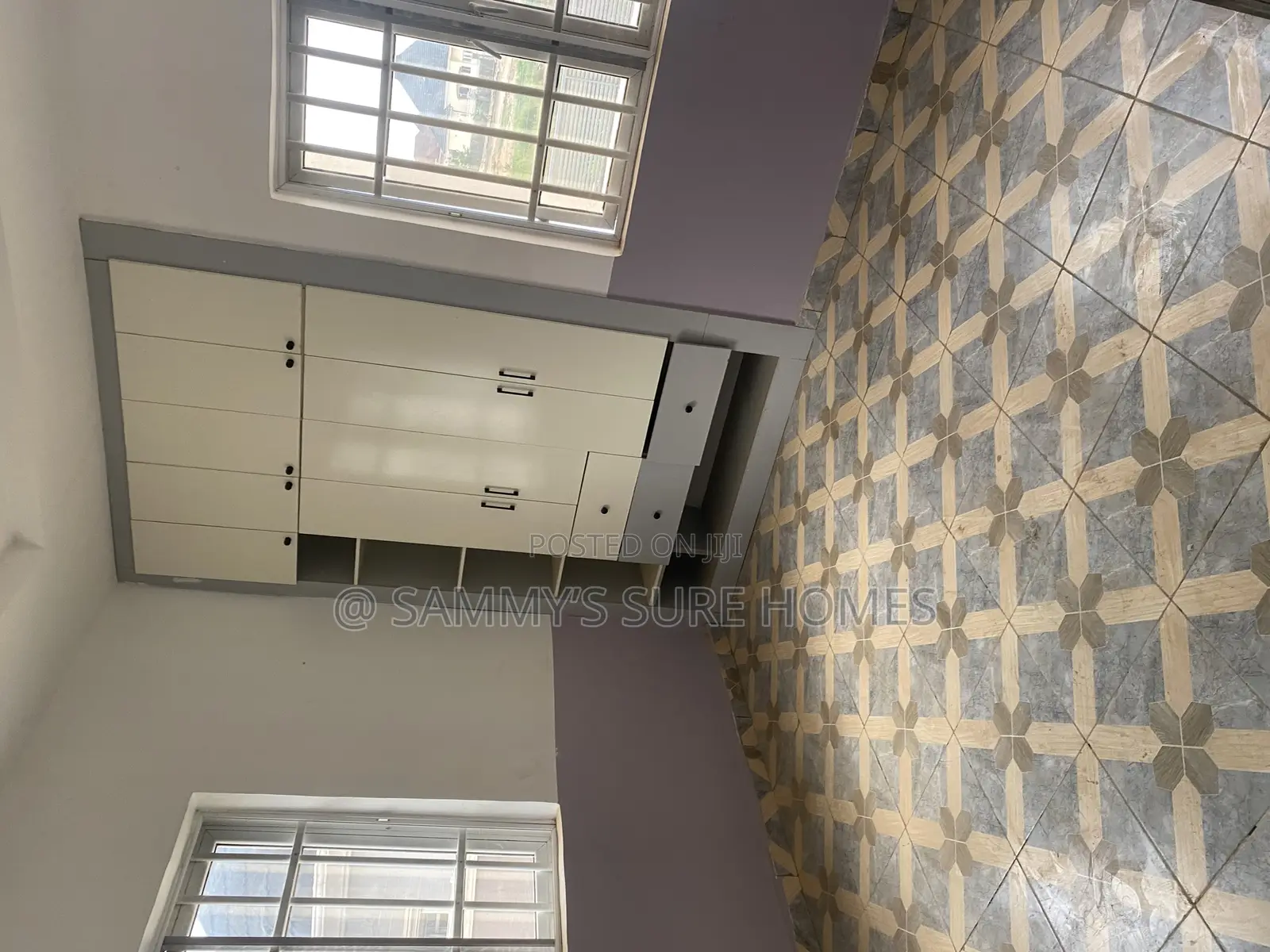 3bdrm Bungalow in Queens Estate, Gwarinpa for rent