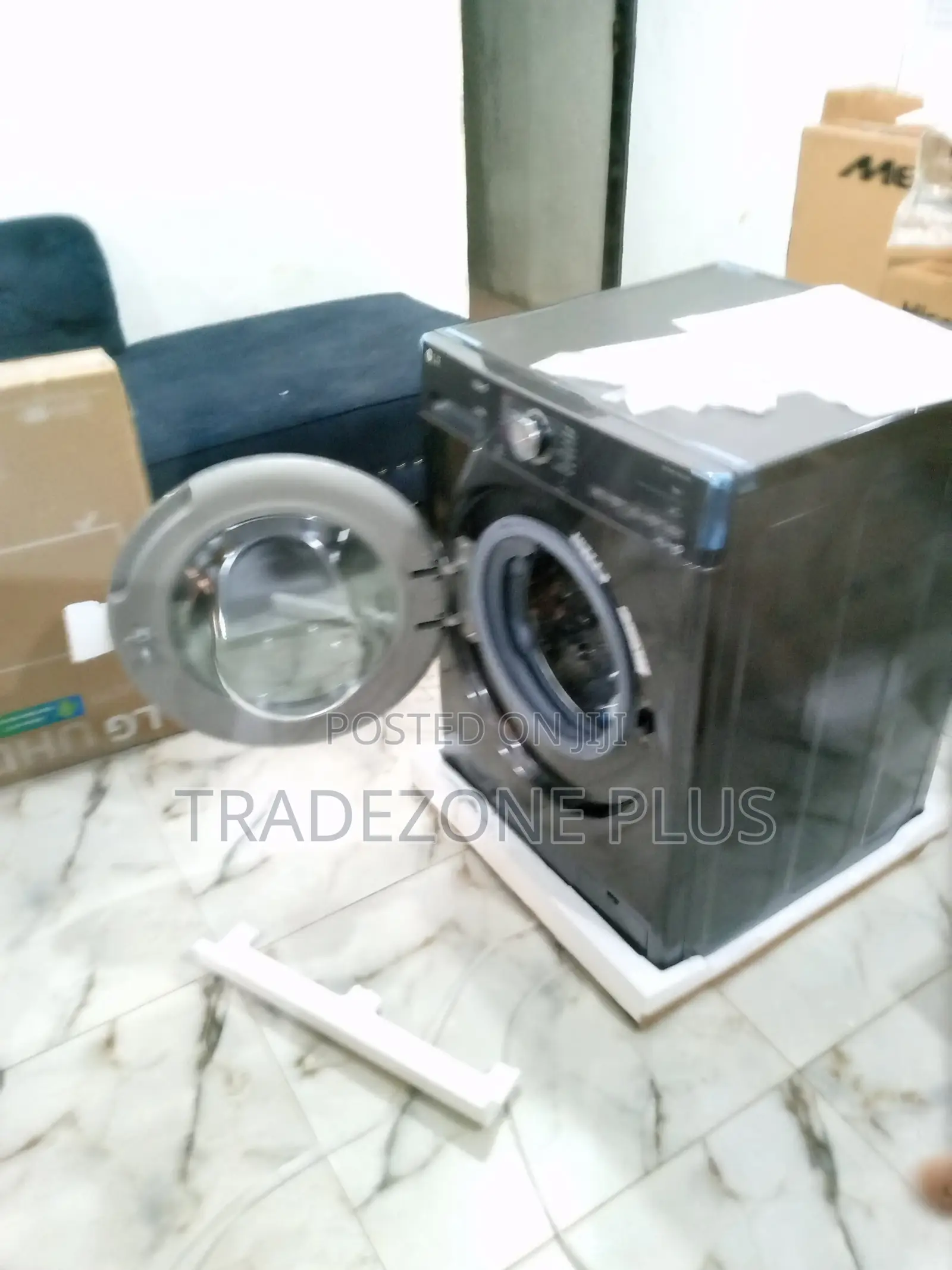 Durable LG Automatic Twin Tube Washing Machine