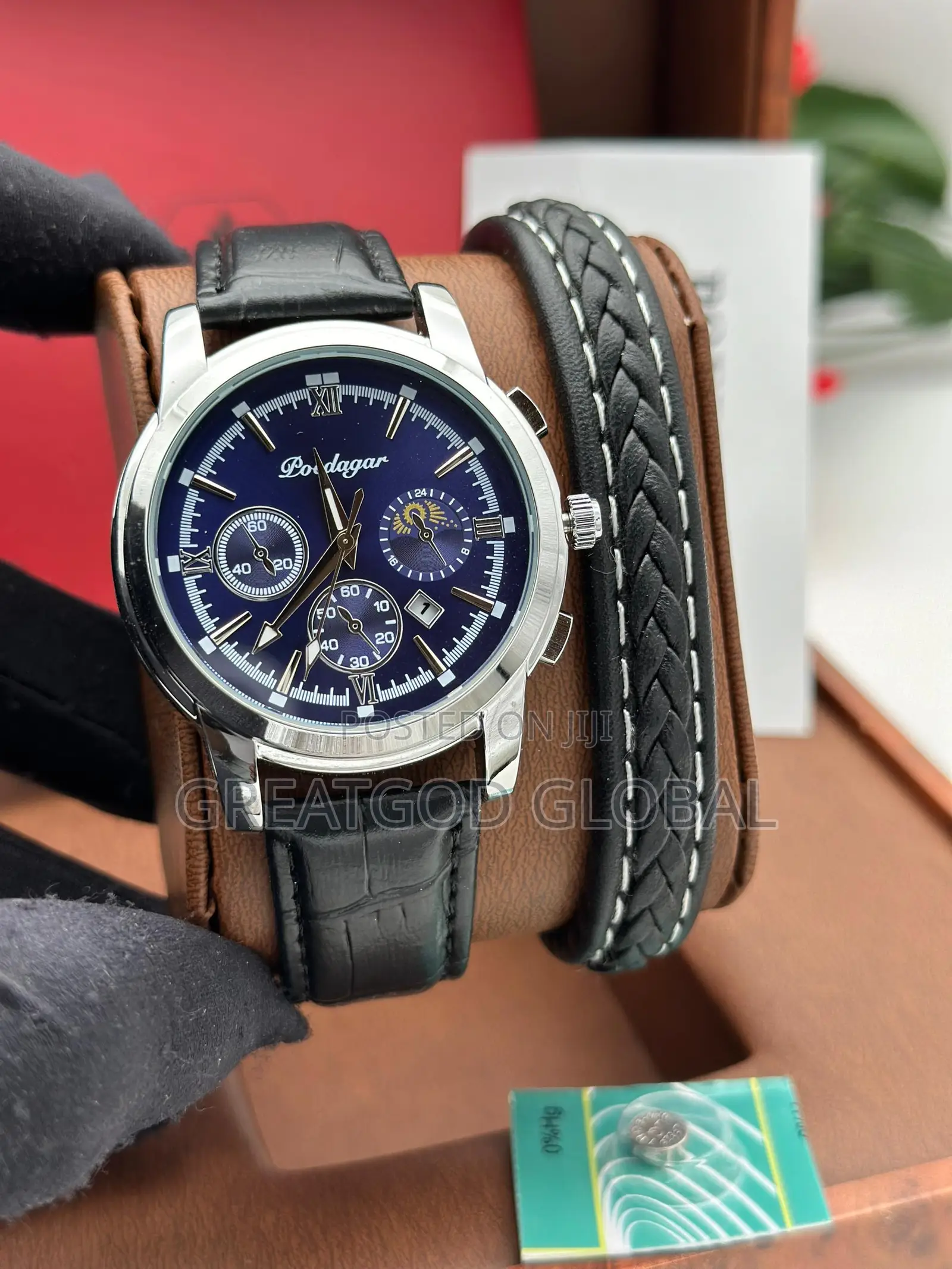 This Poedagar Watch With Bracelet