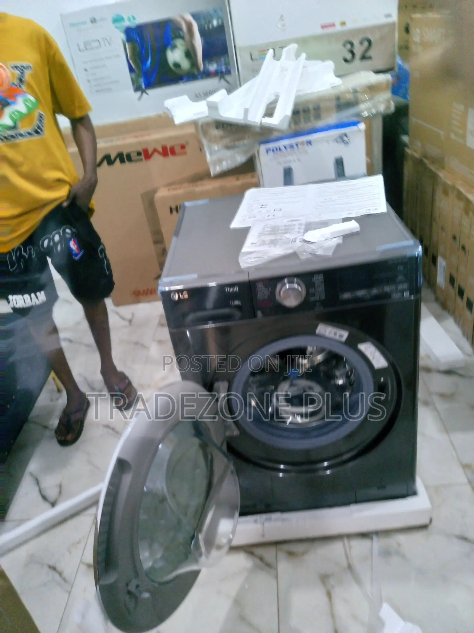 Durable LG 12/8kg Washing Machine With Ai Dd Technology