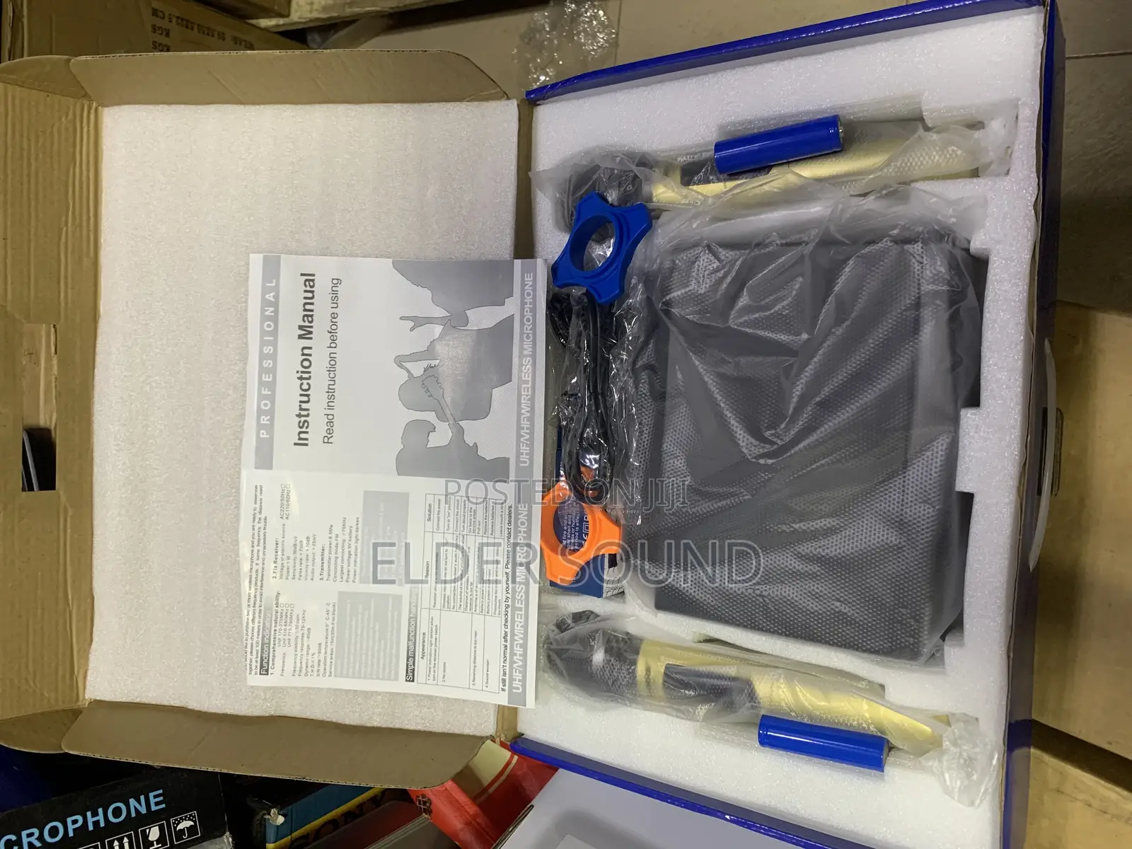 Uhf/VHF Wireless Microphone 883