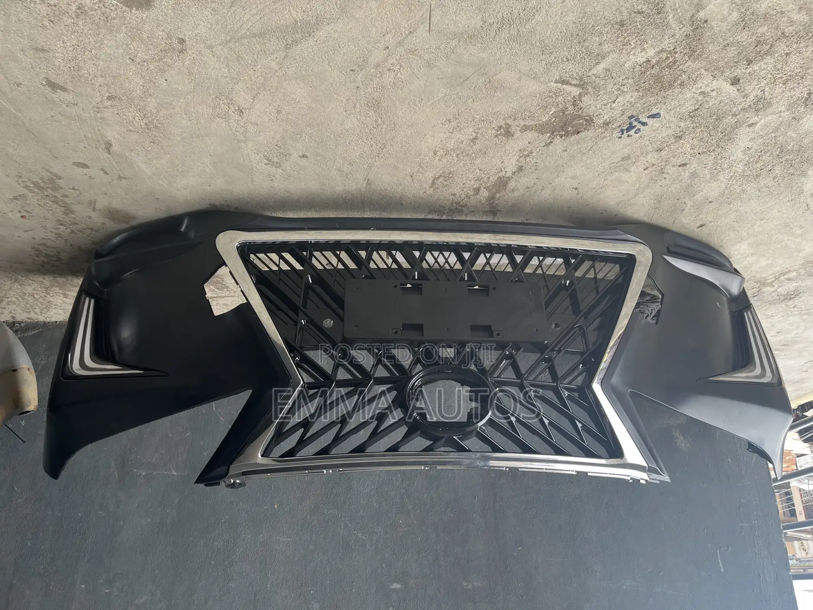 Complete Front Bumper Rx 350 2022 Tiger Face Available Now