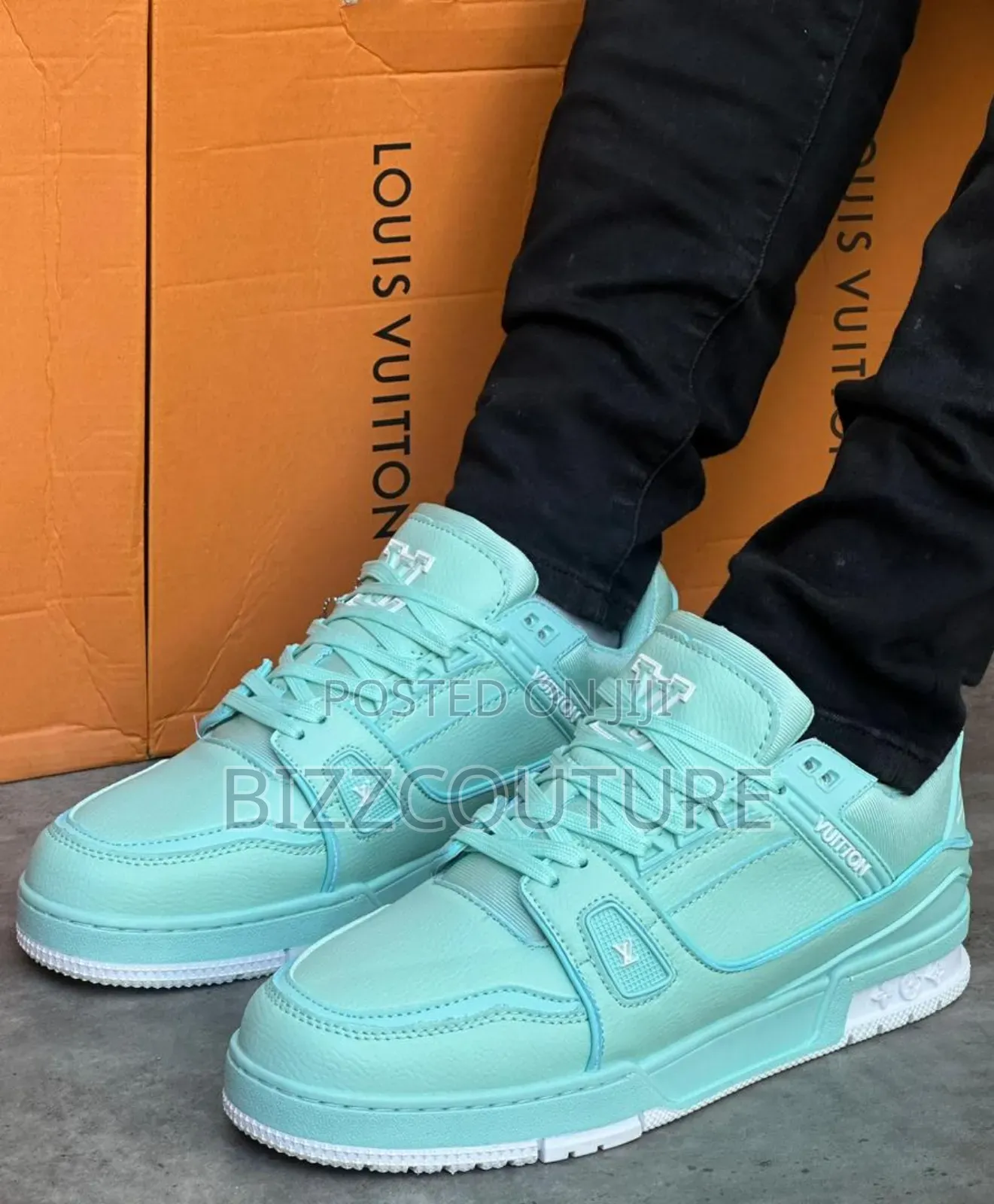Original LOUIS VUITTON Men's Trainer FL24 Available in Store