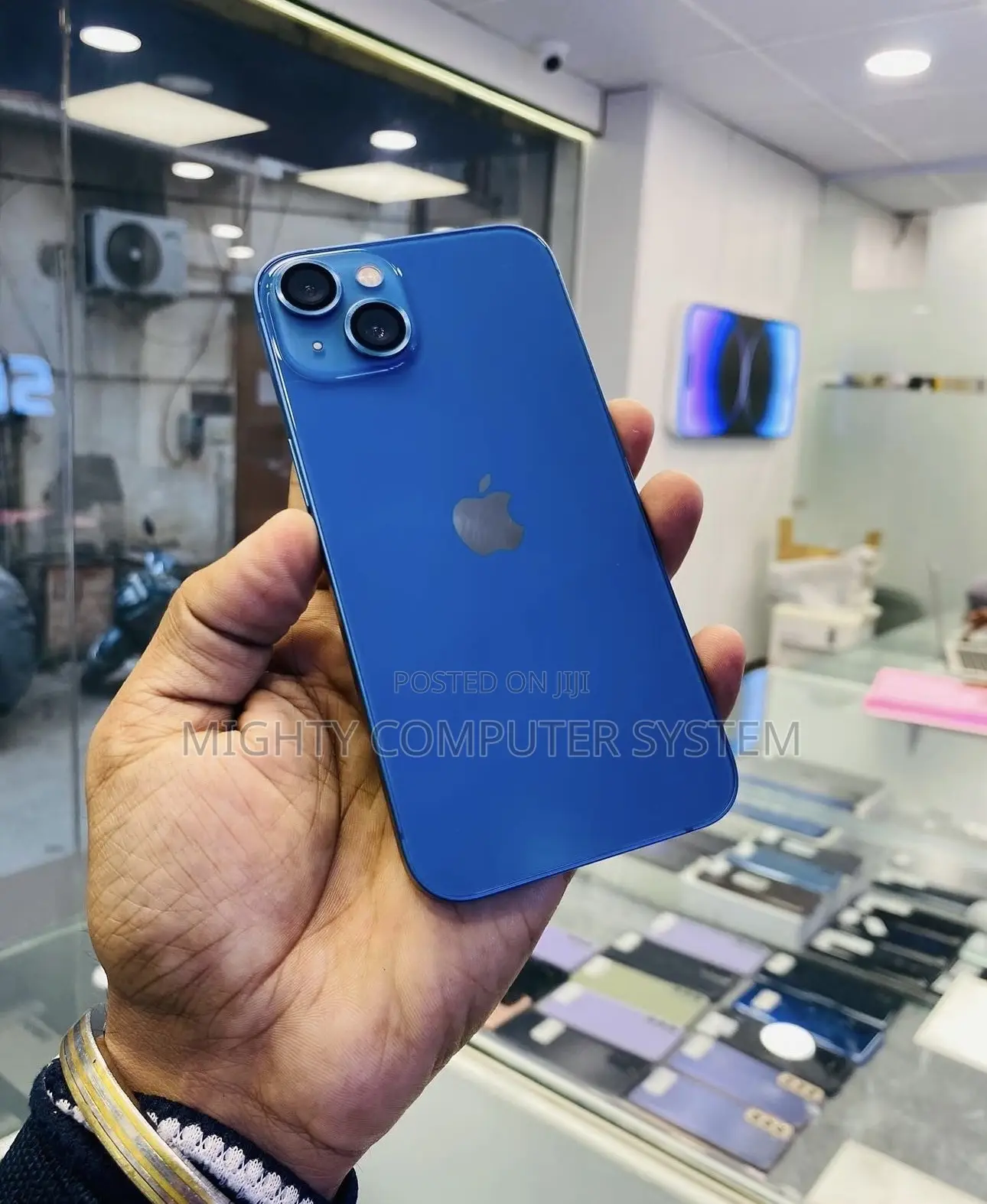 New Apple iPhone 13 128 GB Blue