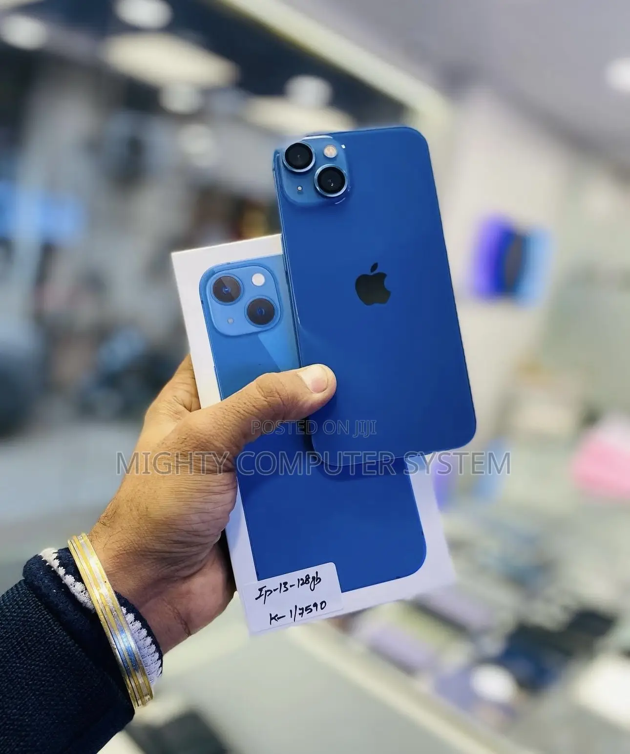 New Apple iPhone 13 128 GB Blue