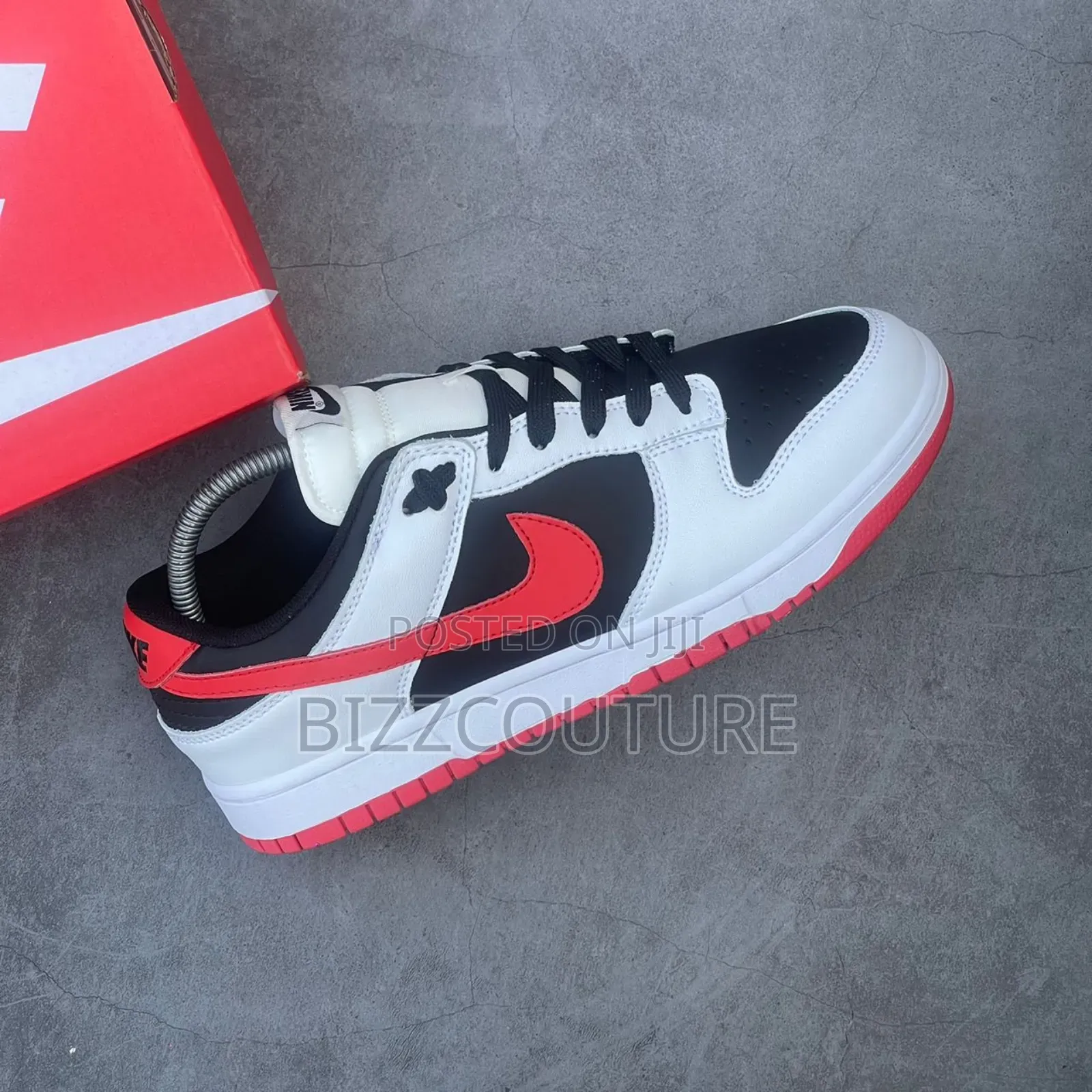 Original NIKE SB DUNK Low White University Available Instore
