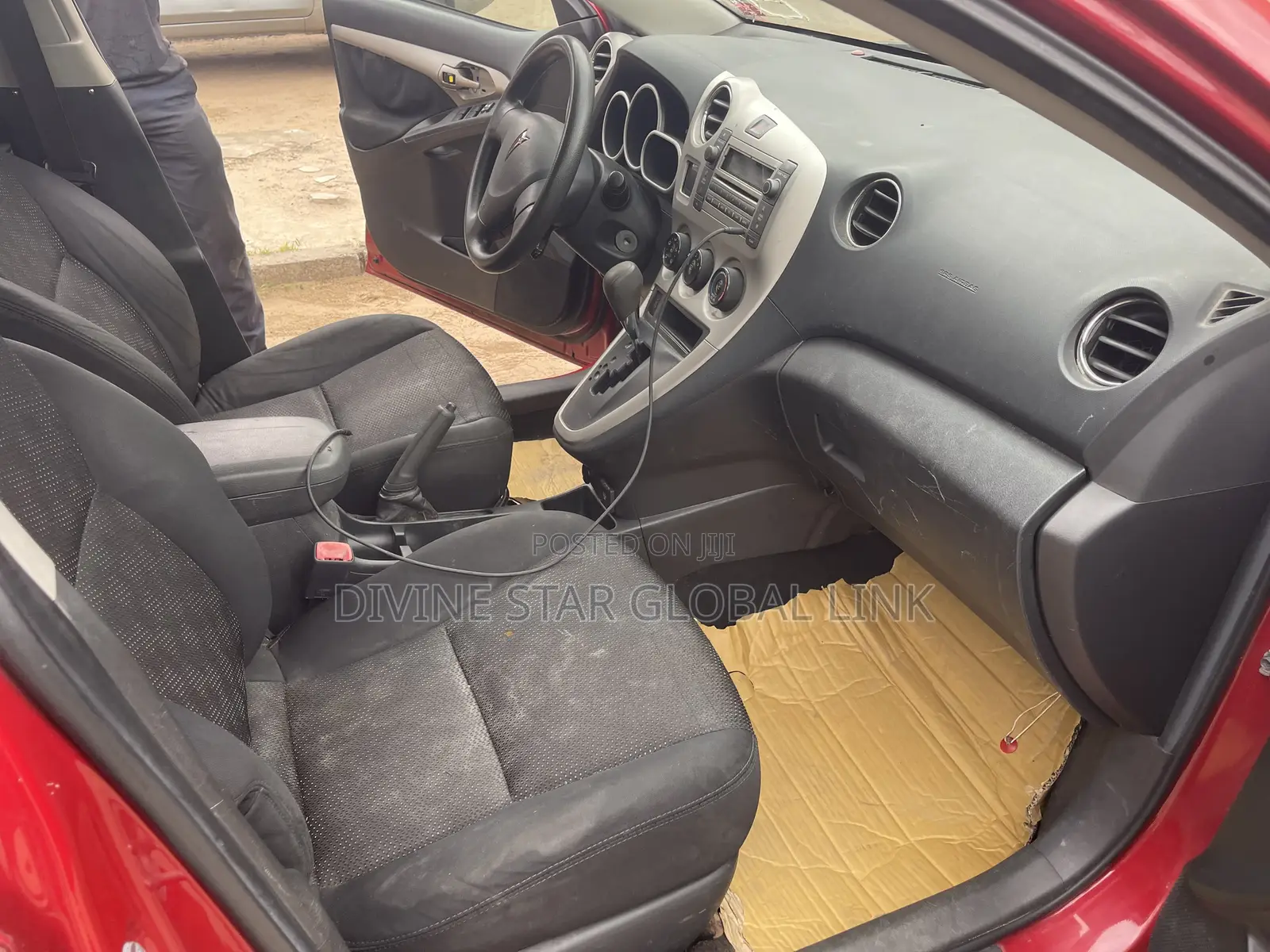 Pontiac Vibe 2009 Red