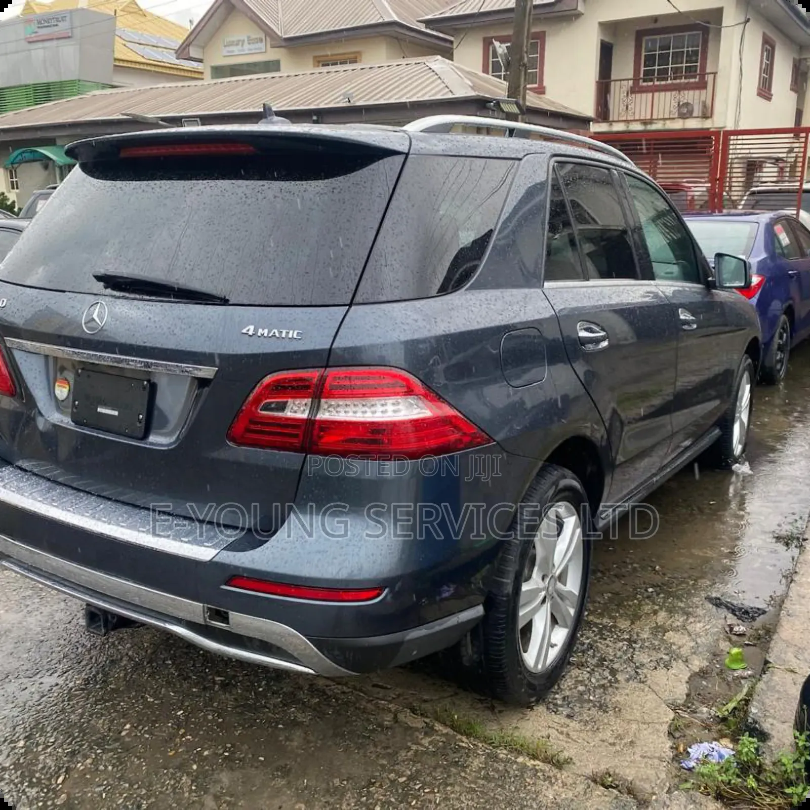 Mercedes-Benz M Class ML350 4MATIC 4dr SUV AWD (3.5L 6cyl 7A) 2015 Gray