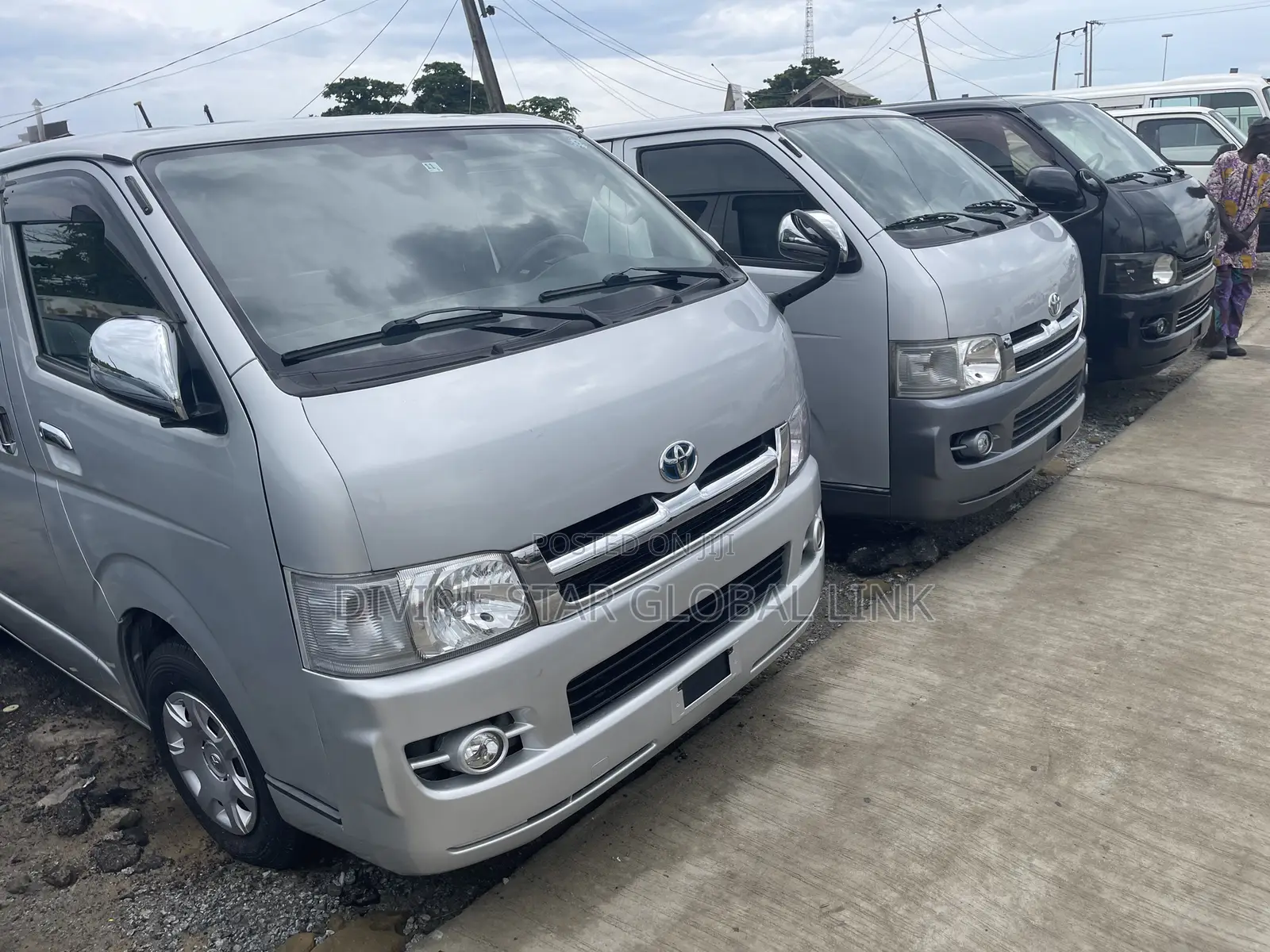 Toyota HiAce 2009 Silver