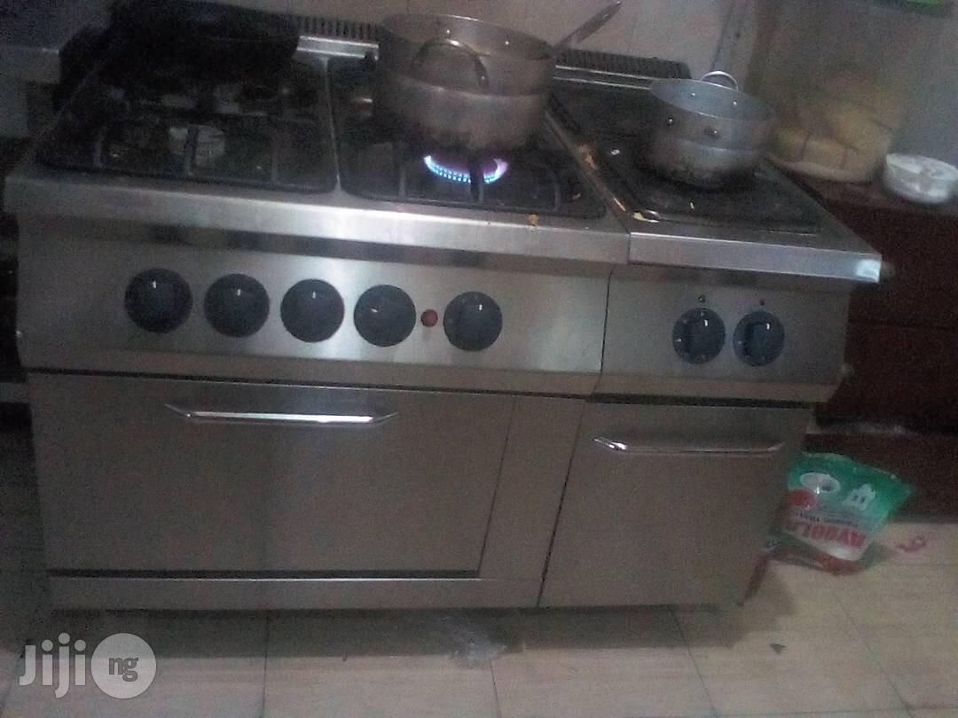 Commercial 4 Burner Gas and 2 Electric Industrial Cooker Baking Oven