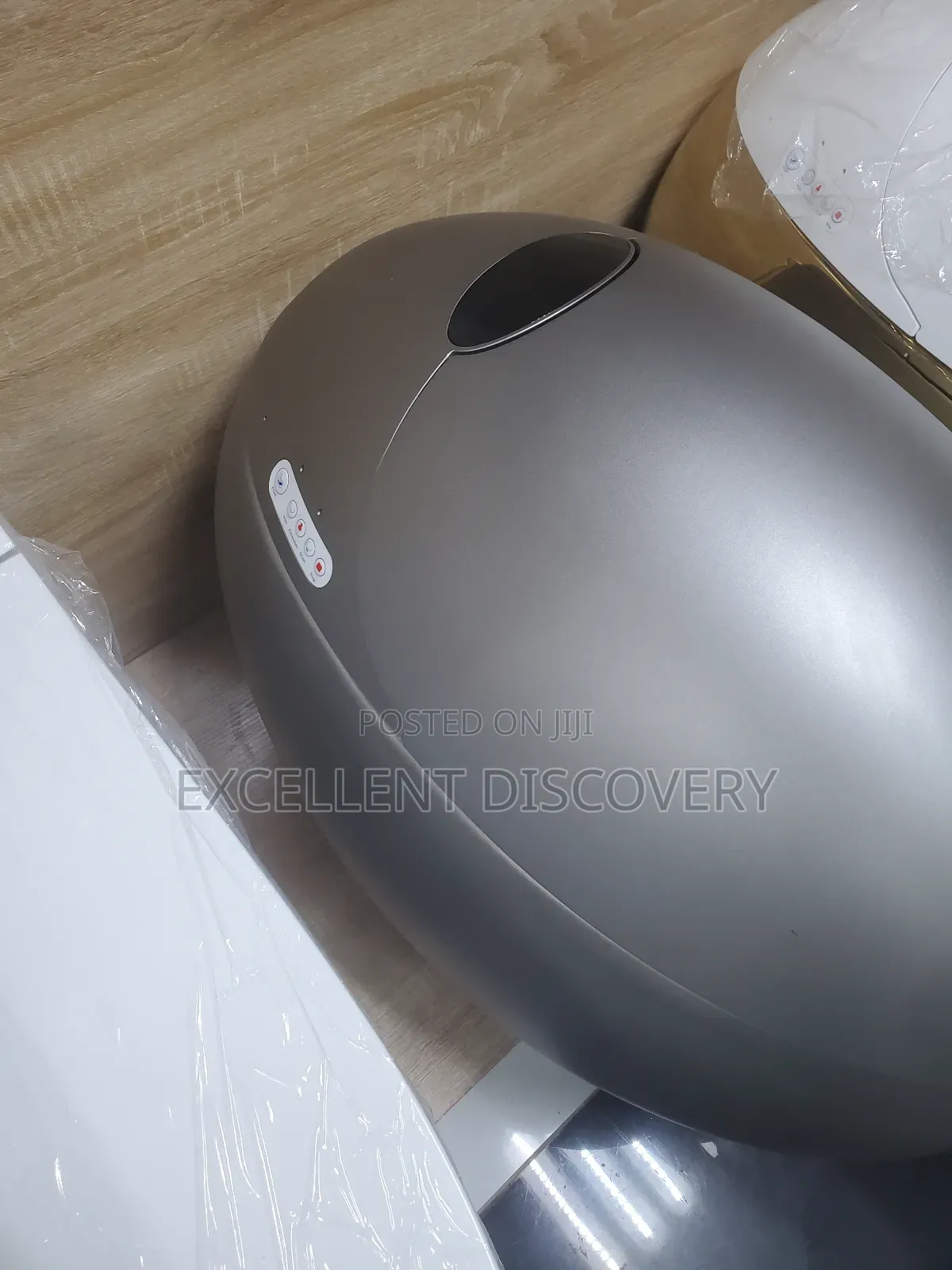 Eagle Egg Wc Water Closet