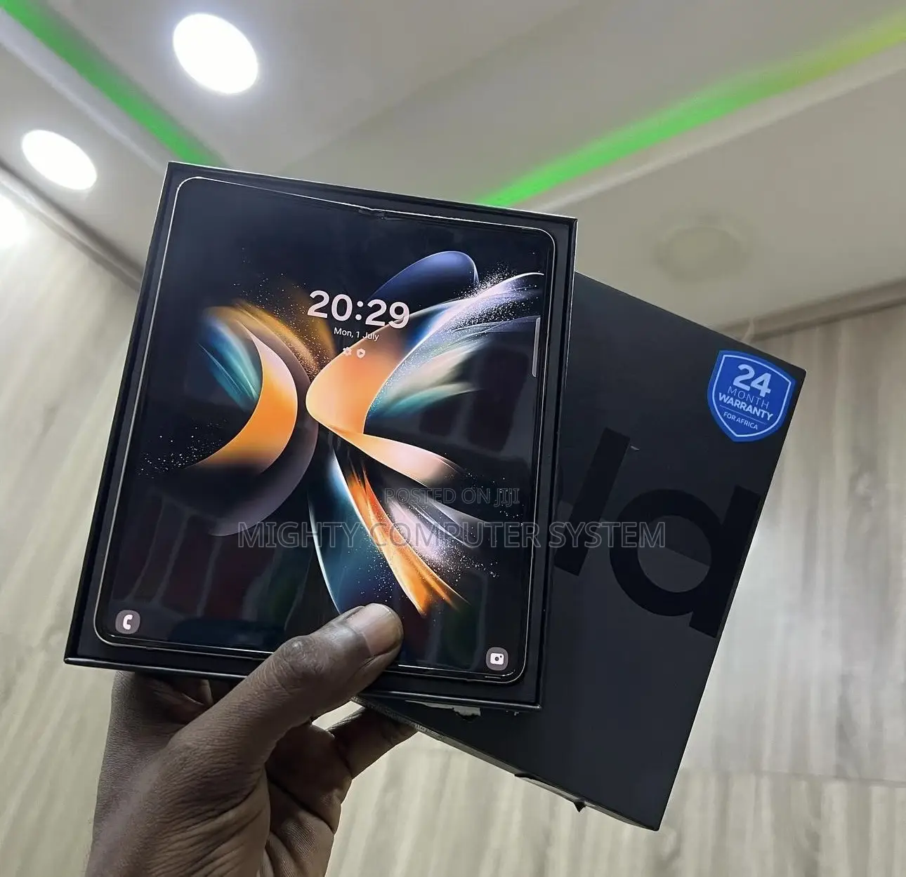 New Samsung Galaxy Z Fold4 256 GB