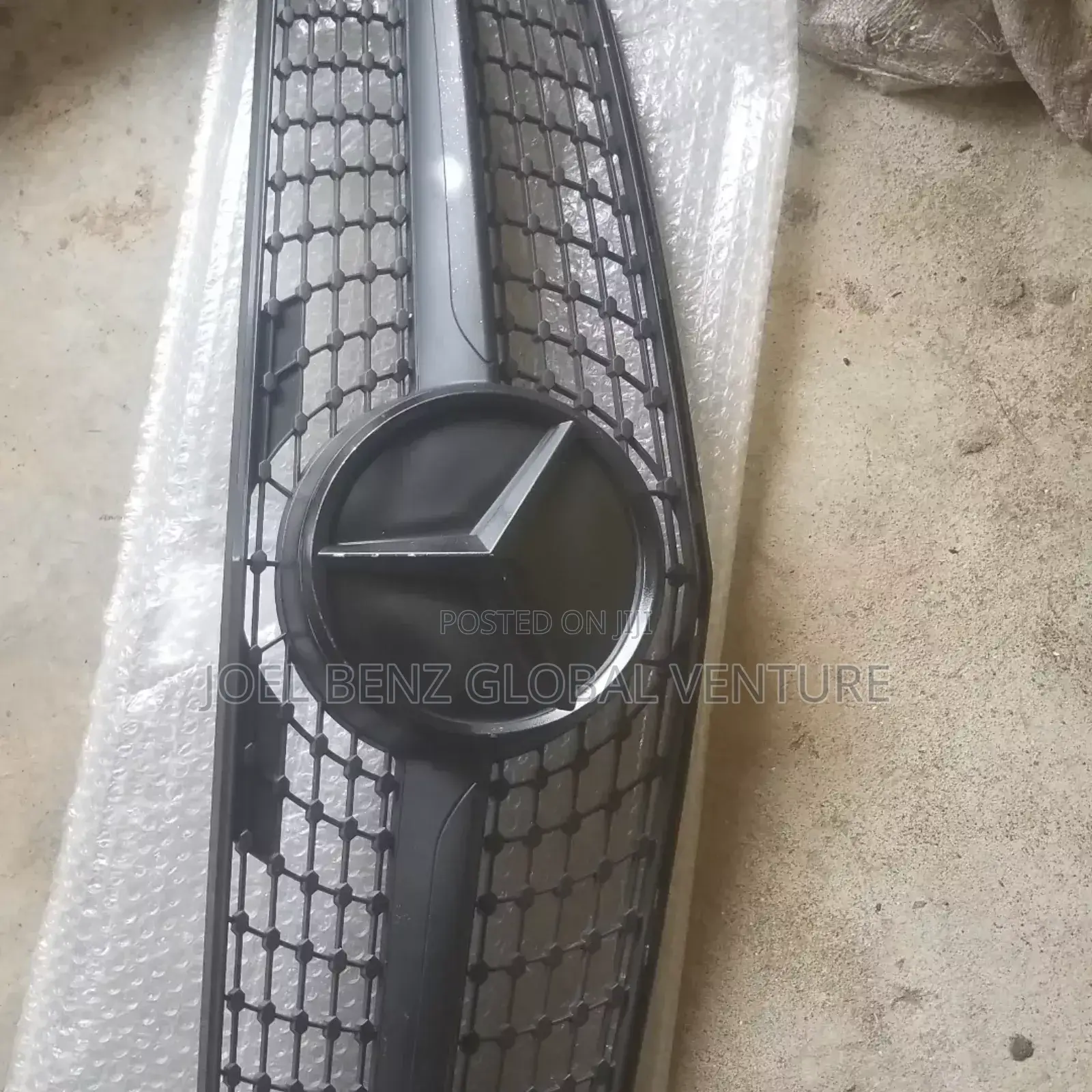 C300 2017 Front Bumper Black Diamond Grill