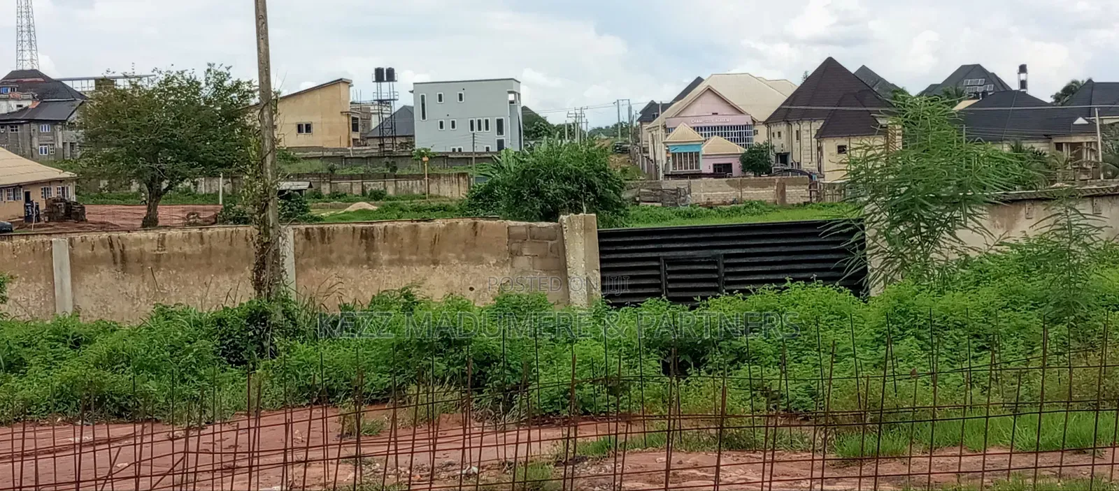 For Sale : New Umuahia Near Government House