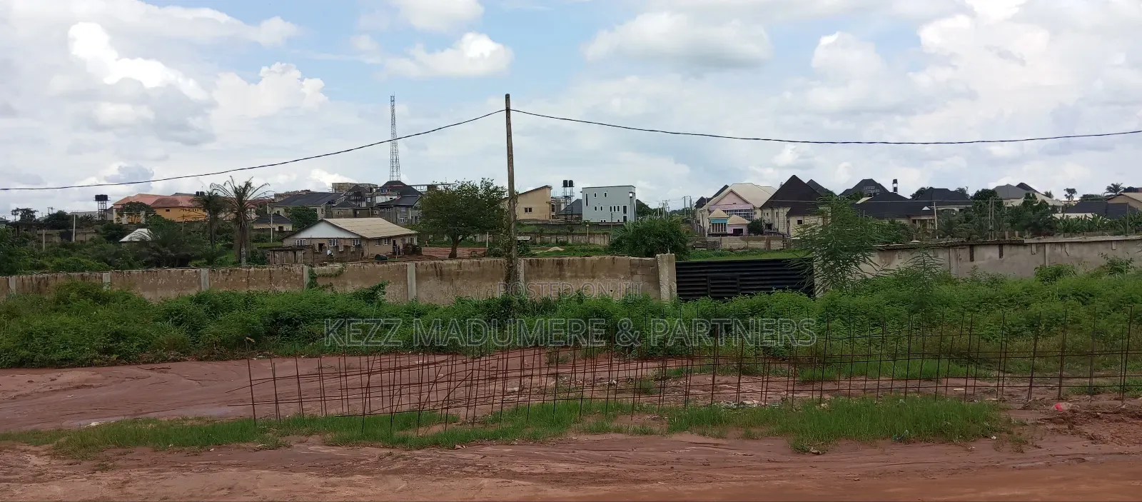 For Sale : New Umuahia Near Government House