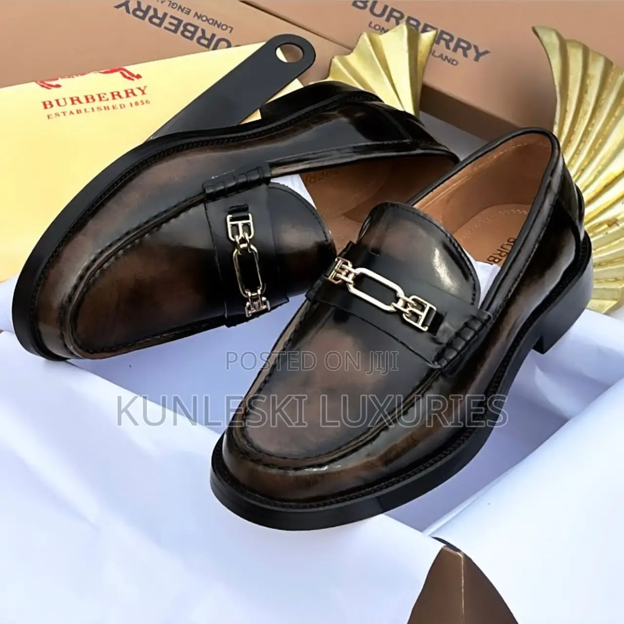 Original Burberry London Men Loafers Shoes Collections