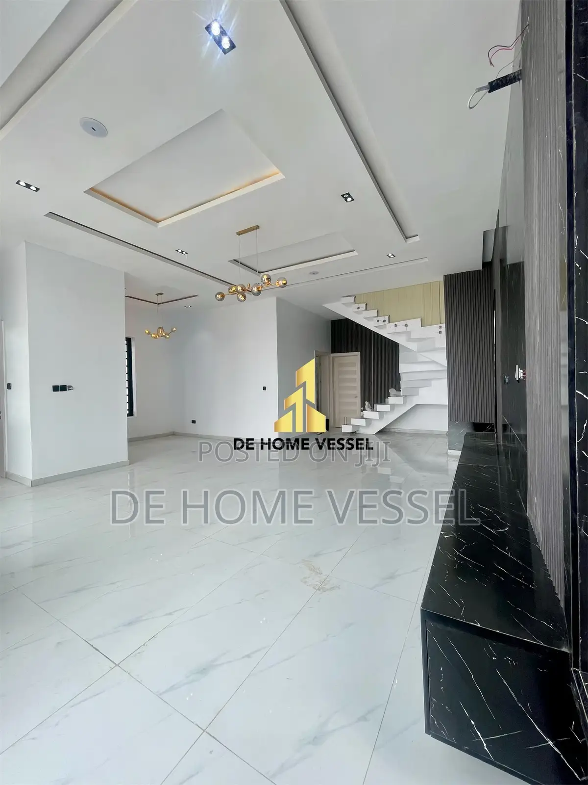 5bdrm Duplex in Lekki for sale