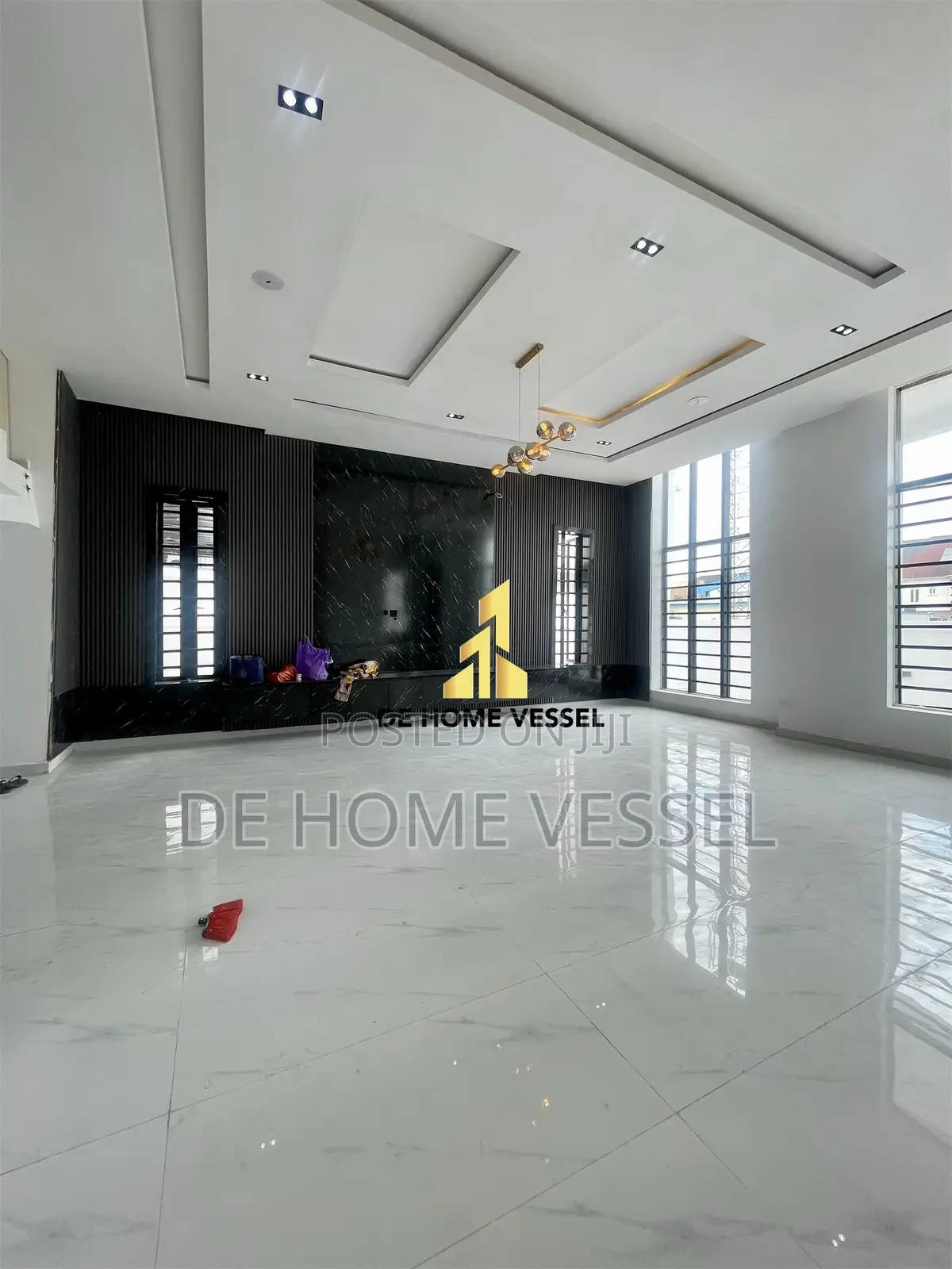 5bdrm Duplex in Lekki for sale