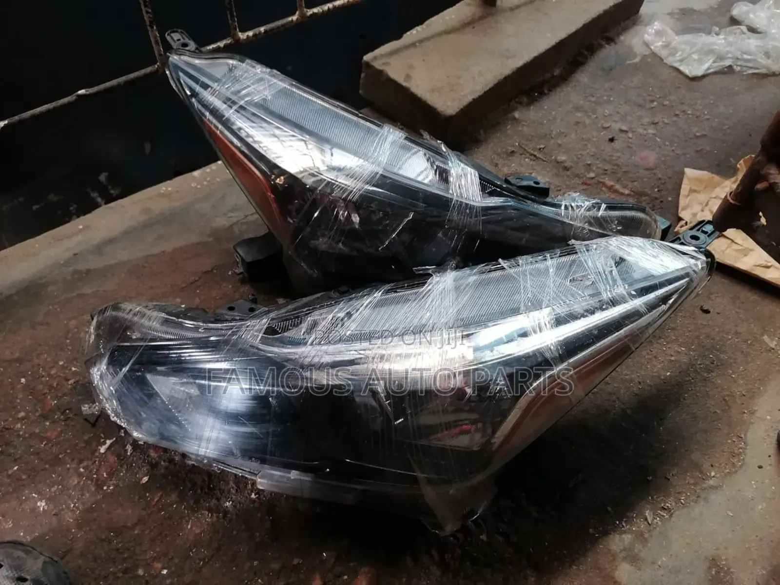 Headlight Lighting Nissan Versa 2020