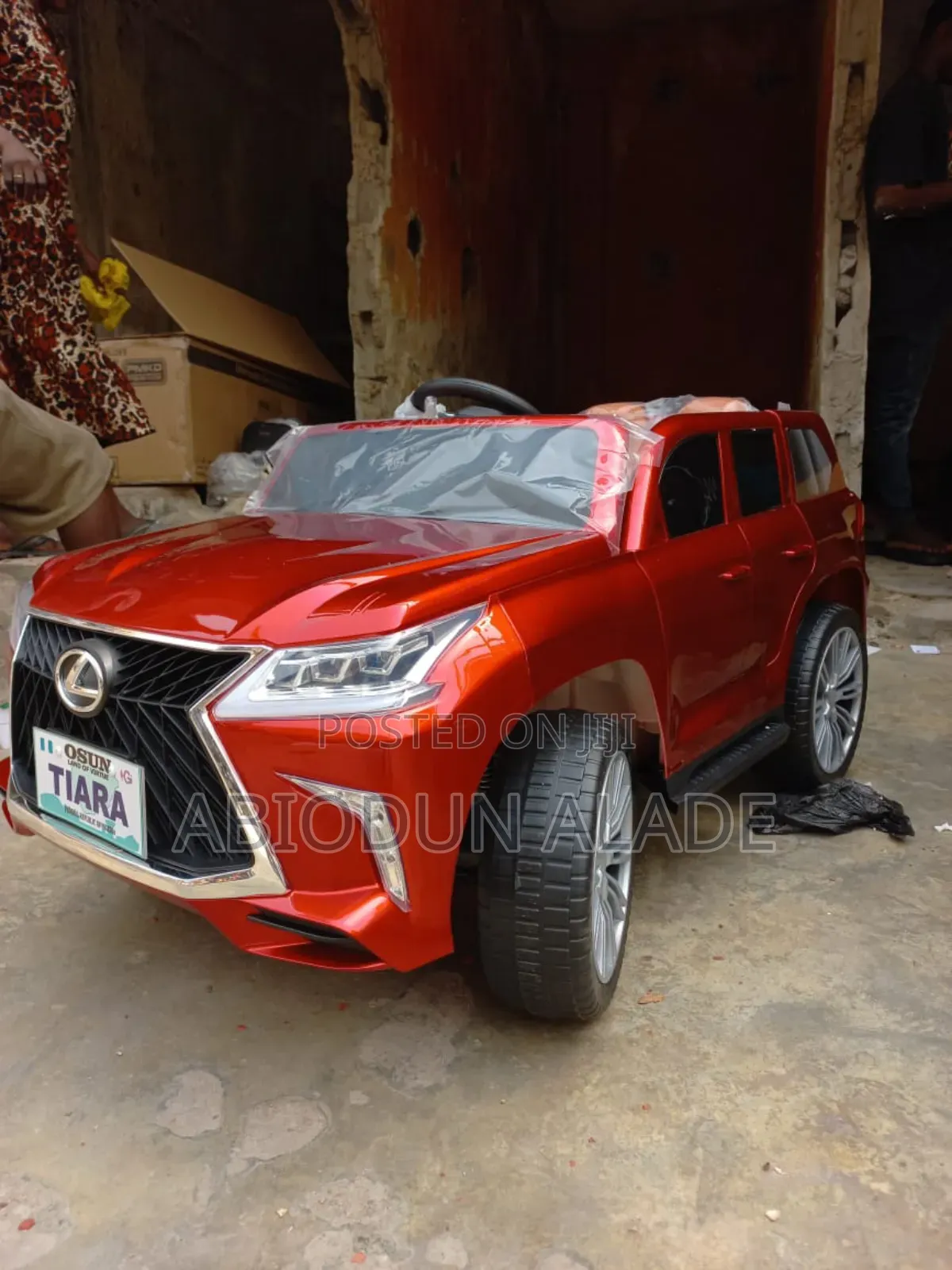 Lexus 570 Electric Toy Car