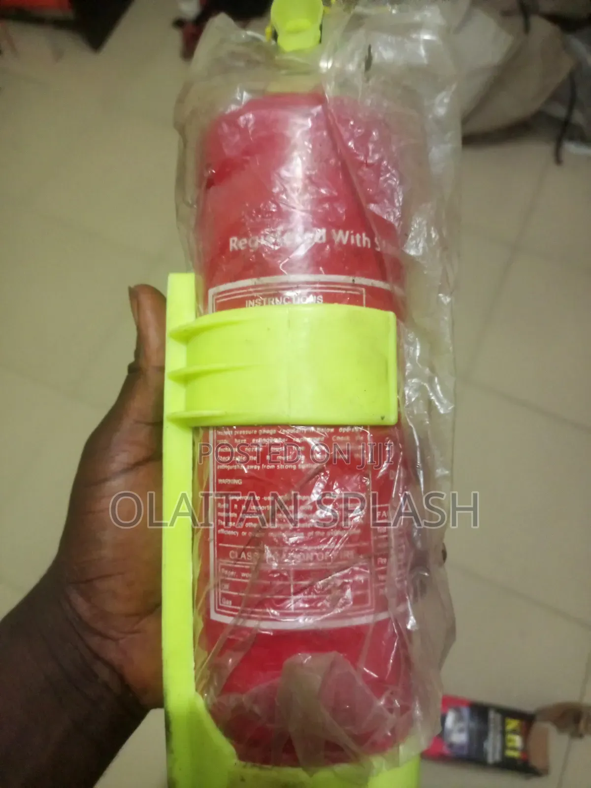 Brand New 1.5kg Gold KBI Fire Quencher
