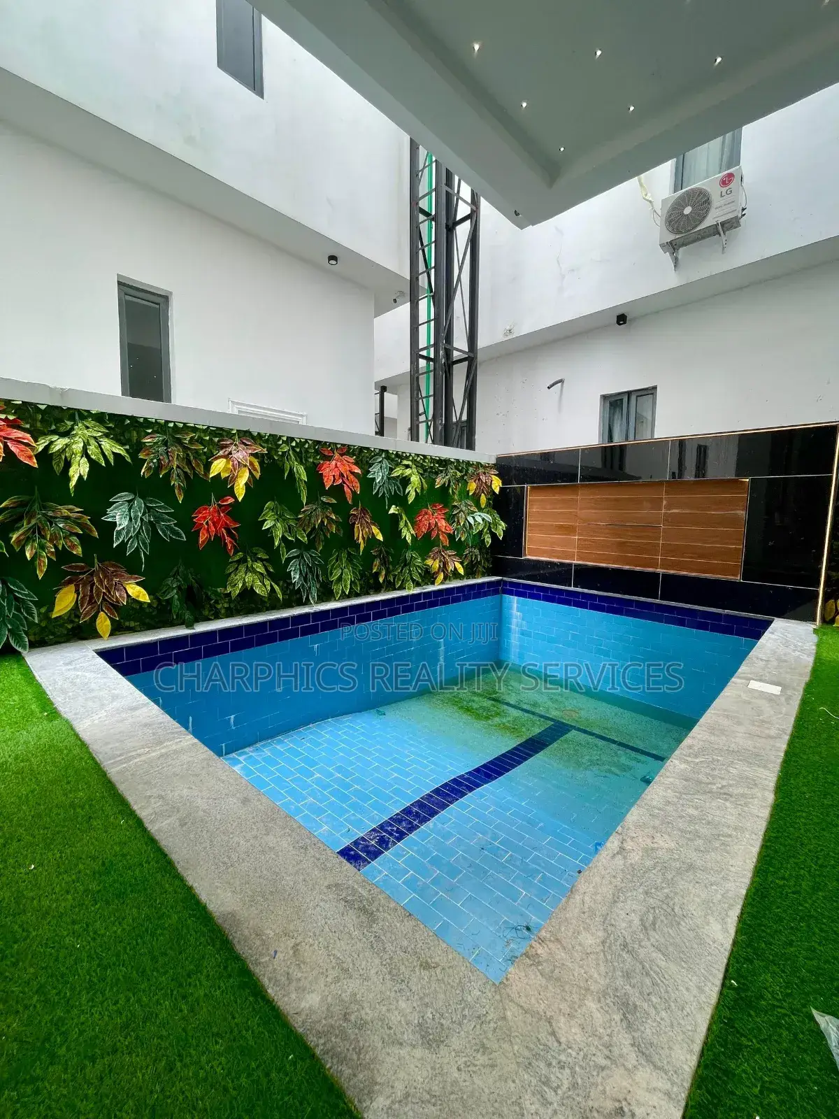 5bdrm Duplex in Ajah for sale