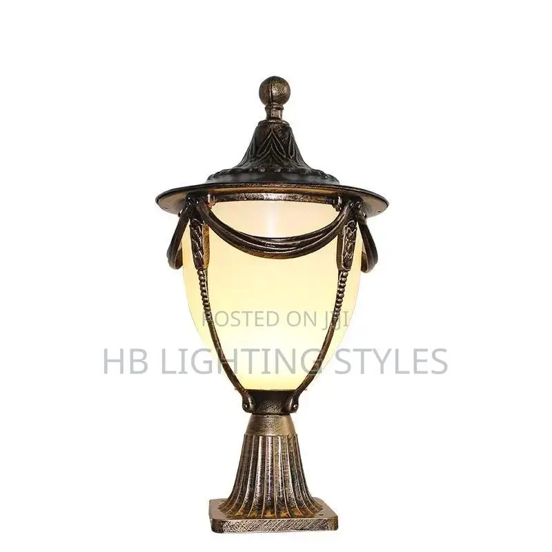 Royal Aluminum Pillar Lamp