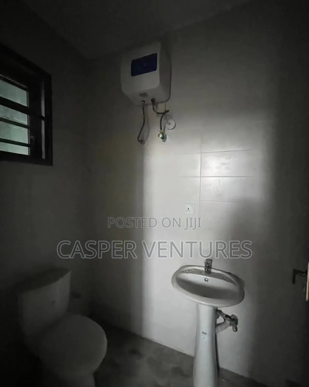 1bdrm Room & Parlour in Elegushi for sale